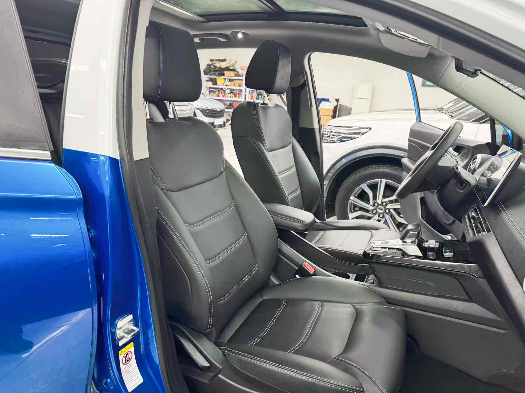 BYD Yuan New Energy 2020 car image #16