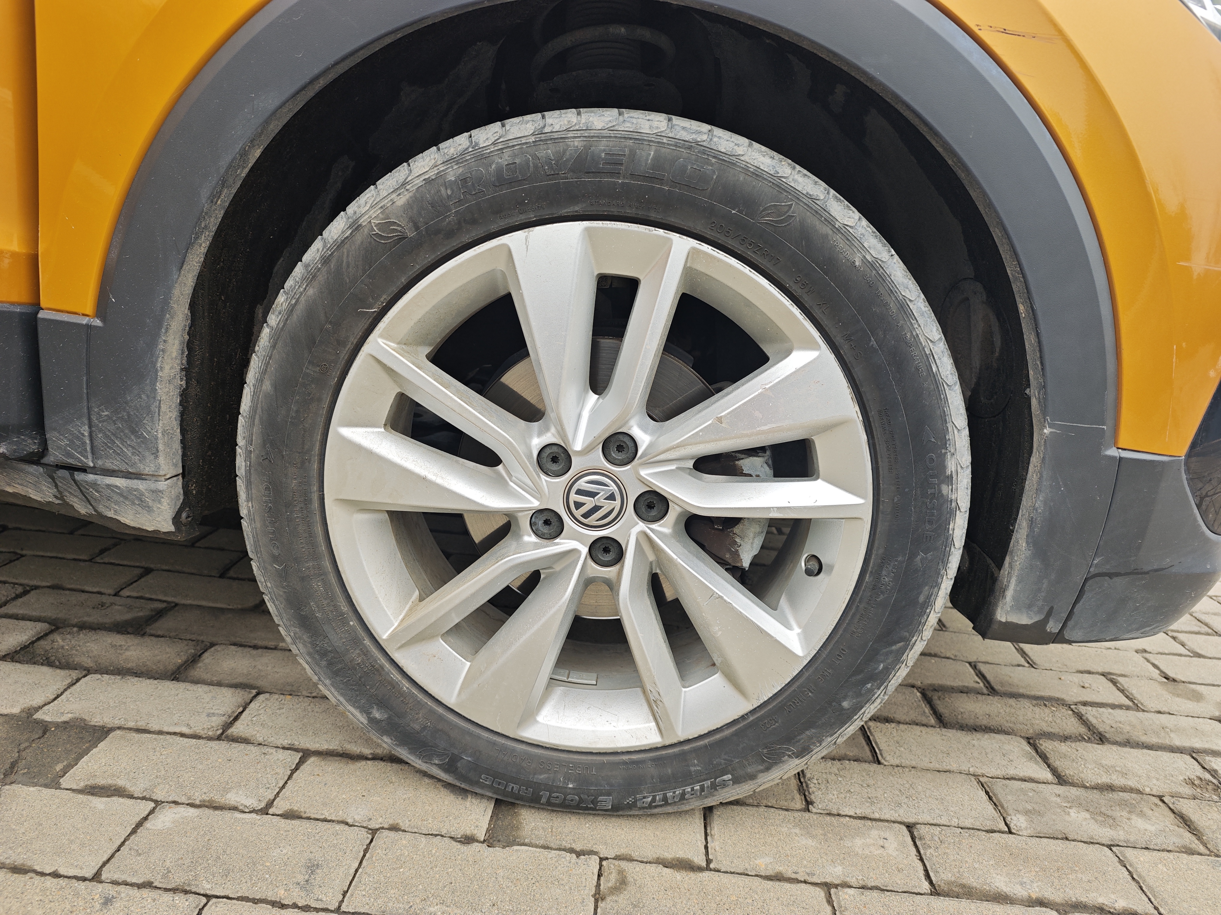 Volkswagen T-Cross 2019 #16 Volkswagen T-Cross 2019 car image #16