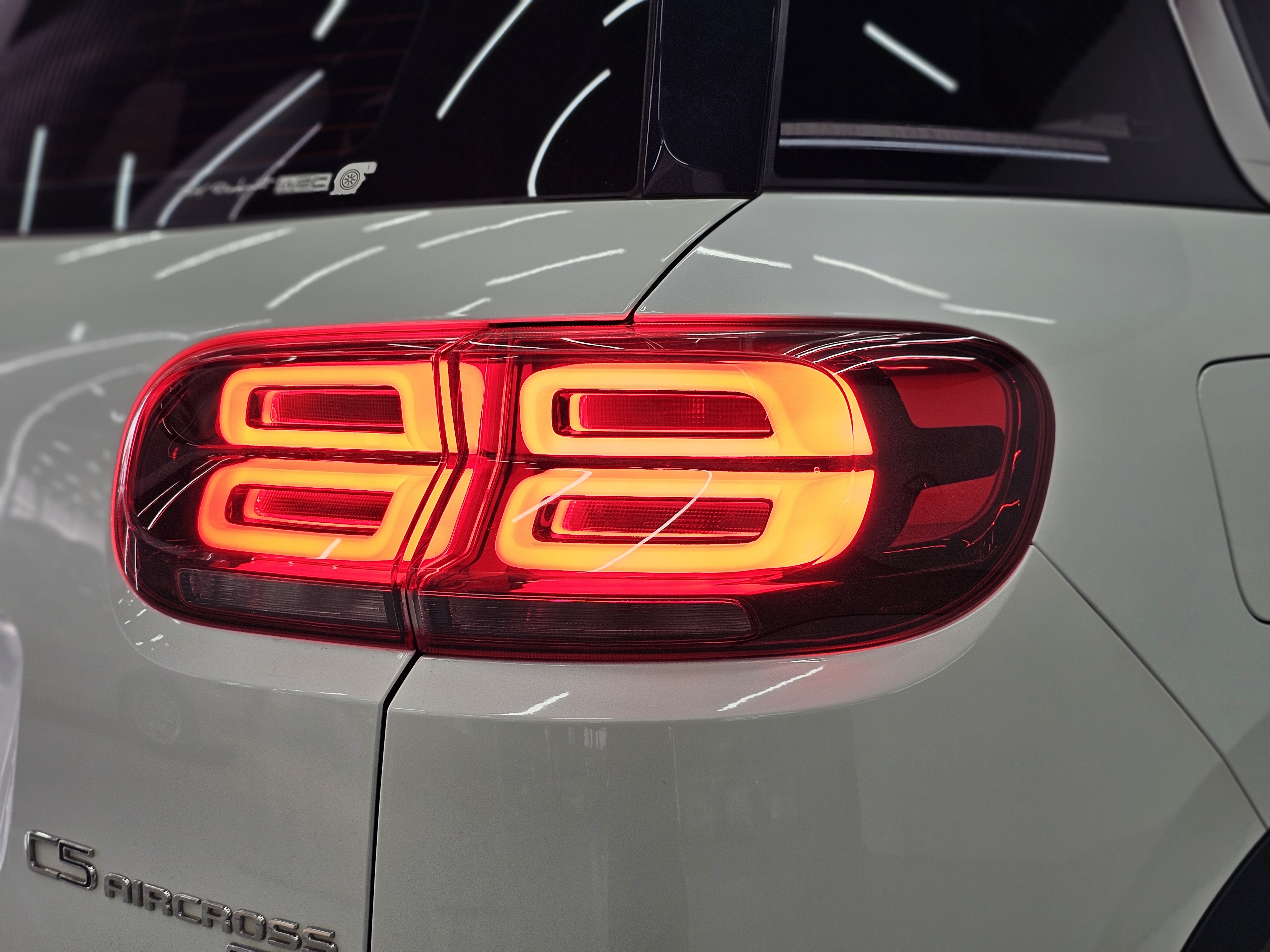 Citroen C5 AIRCROSS 2019 car image #16