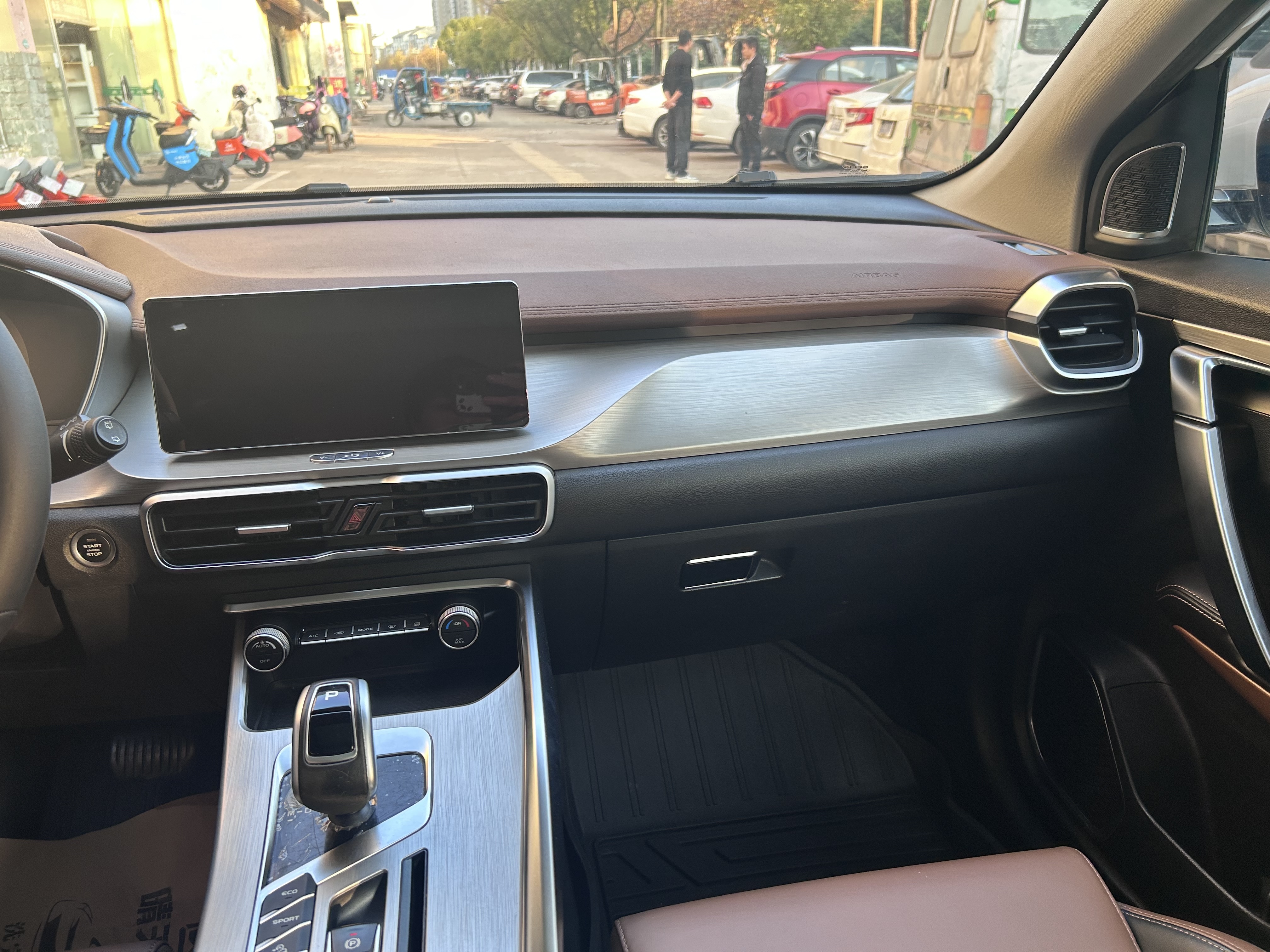 GEELY Coolray 2020 #16 GEELY Coolray 2020 car image #16