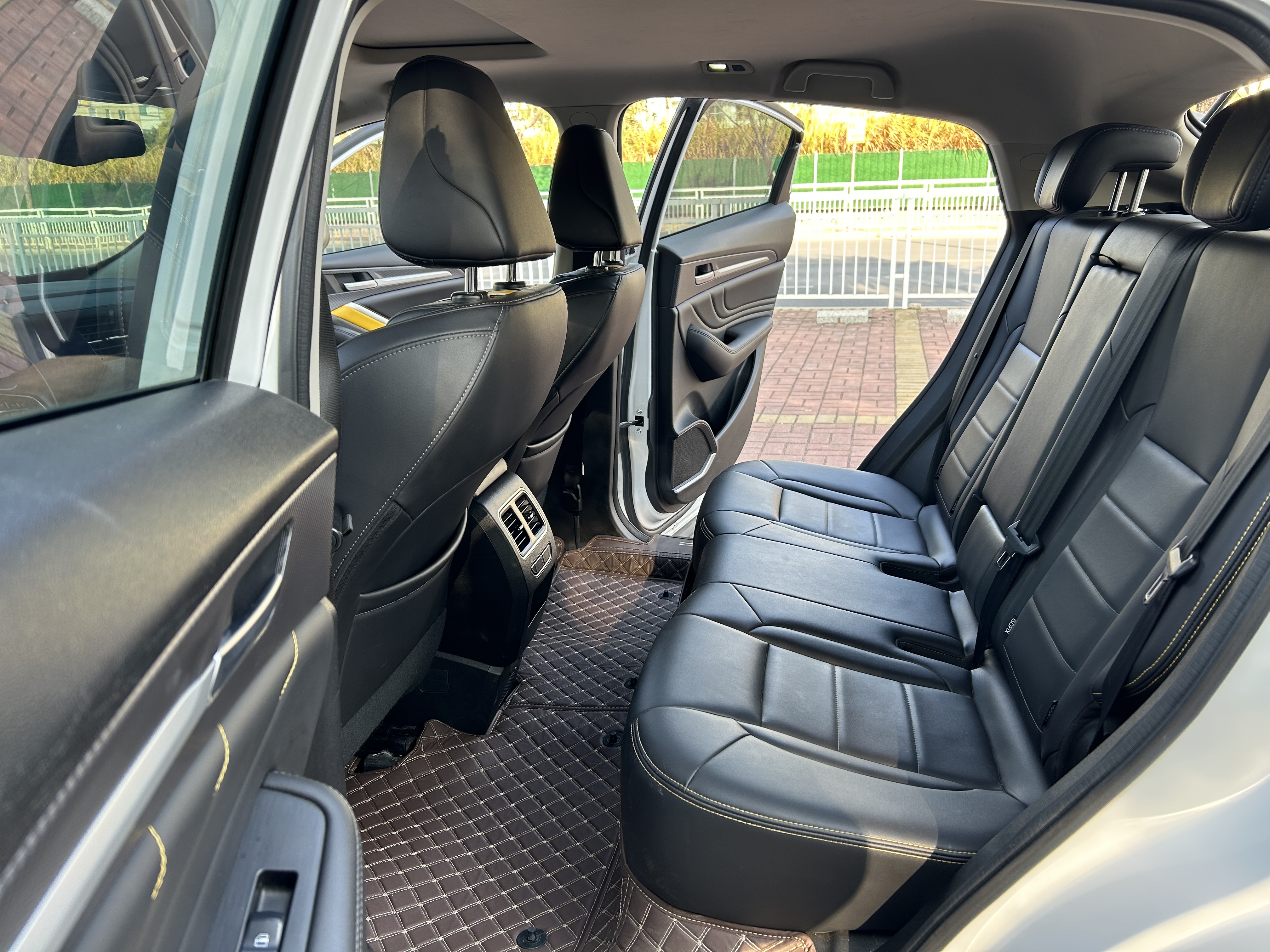 Haval 2020 car image #16