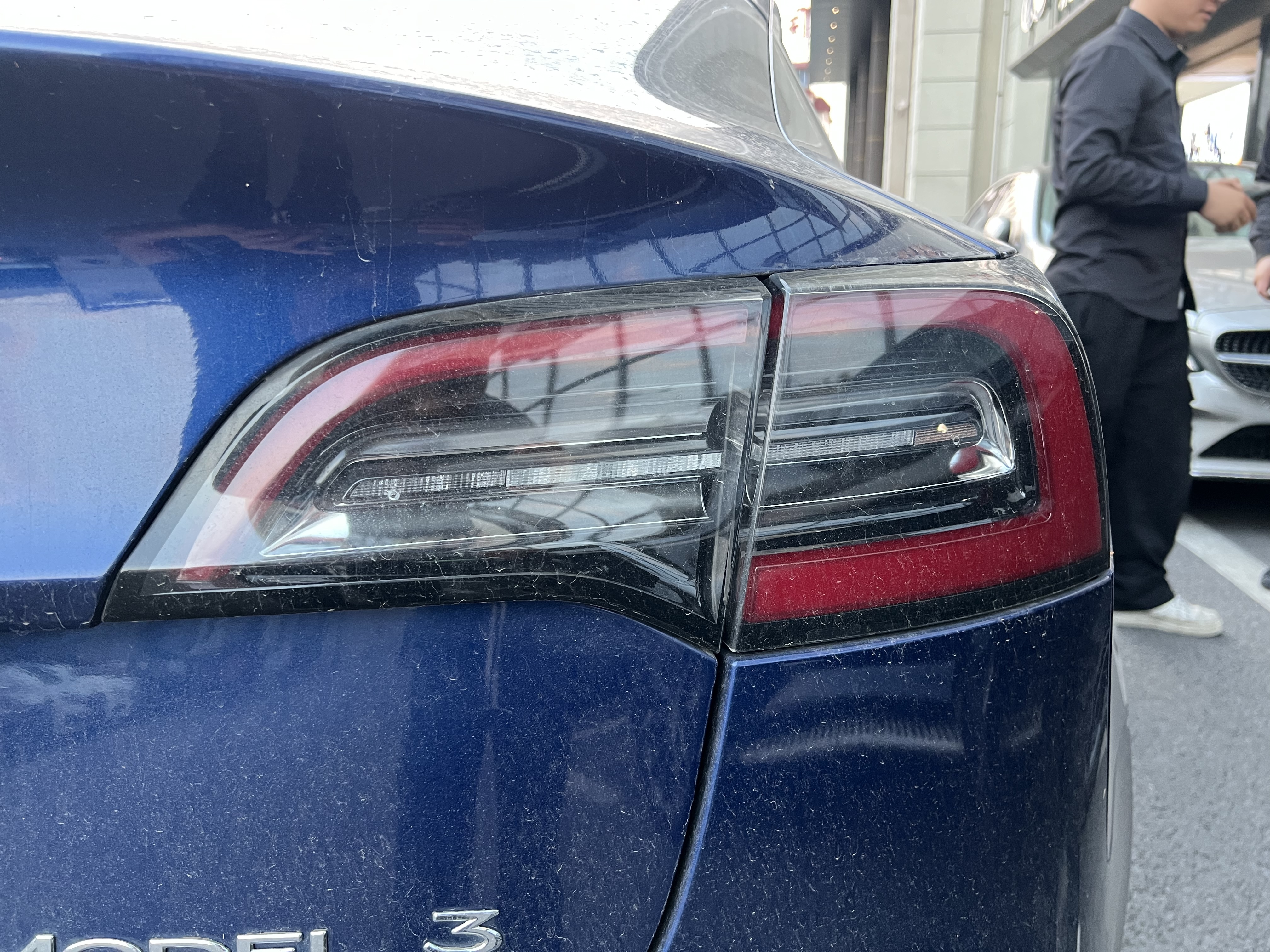 Tesla Model 3 2020 car image #16