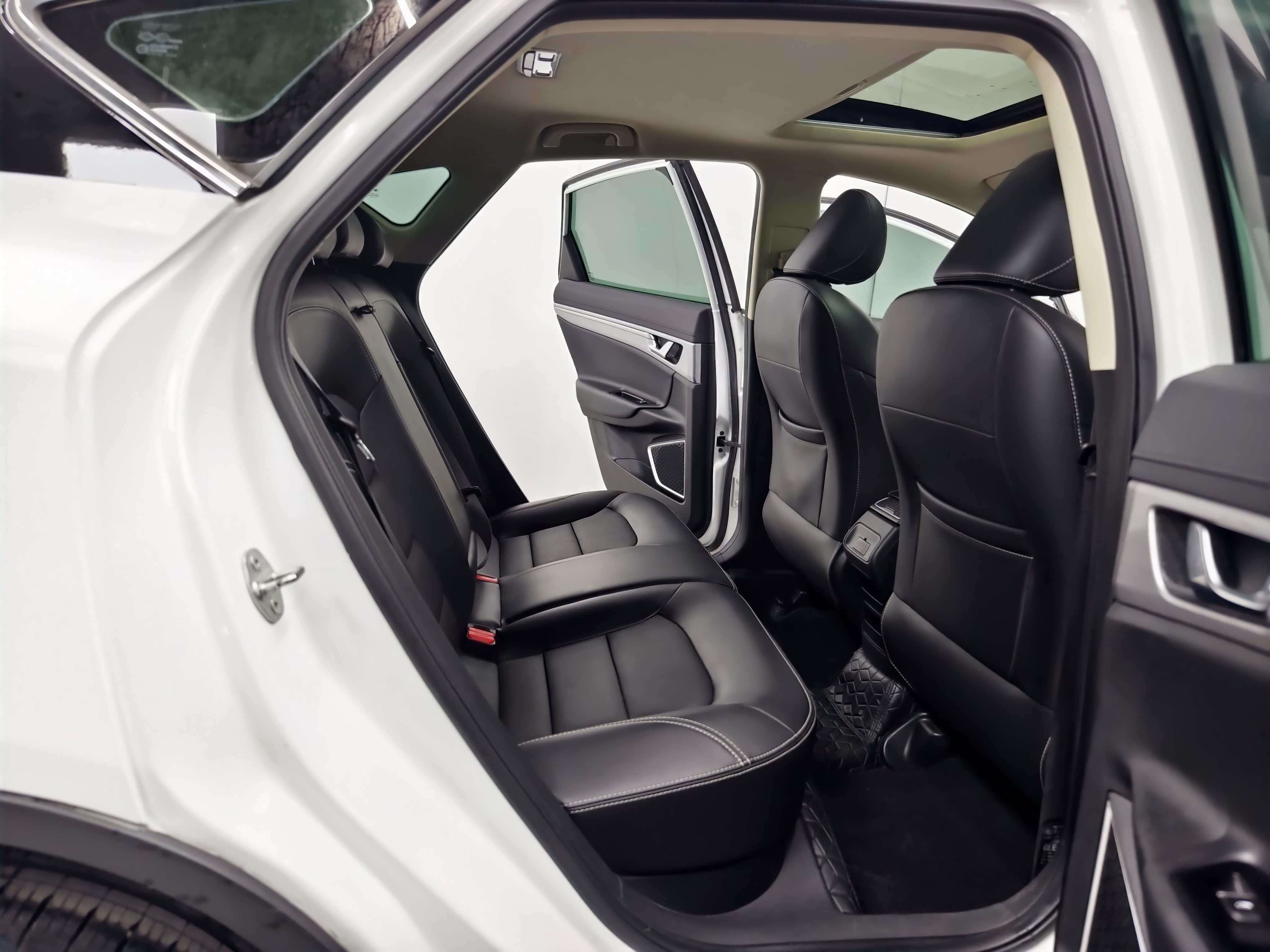 GEELY Emgrand GS 2019 #16 GEELY Emgrand GS 2019 car image #16