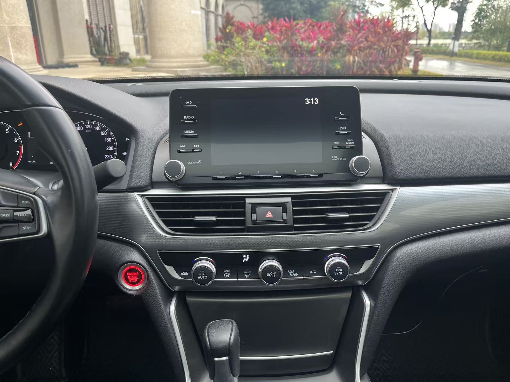 Honda Accord 2019 immagine di auto #16