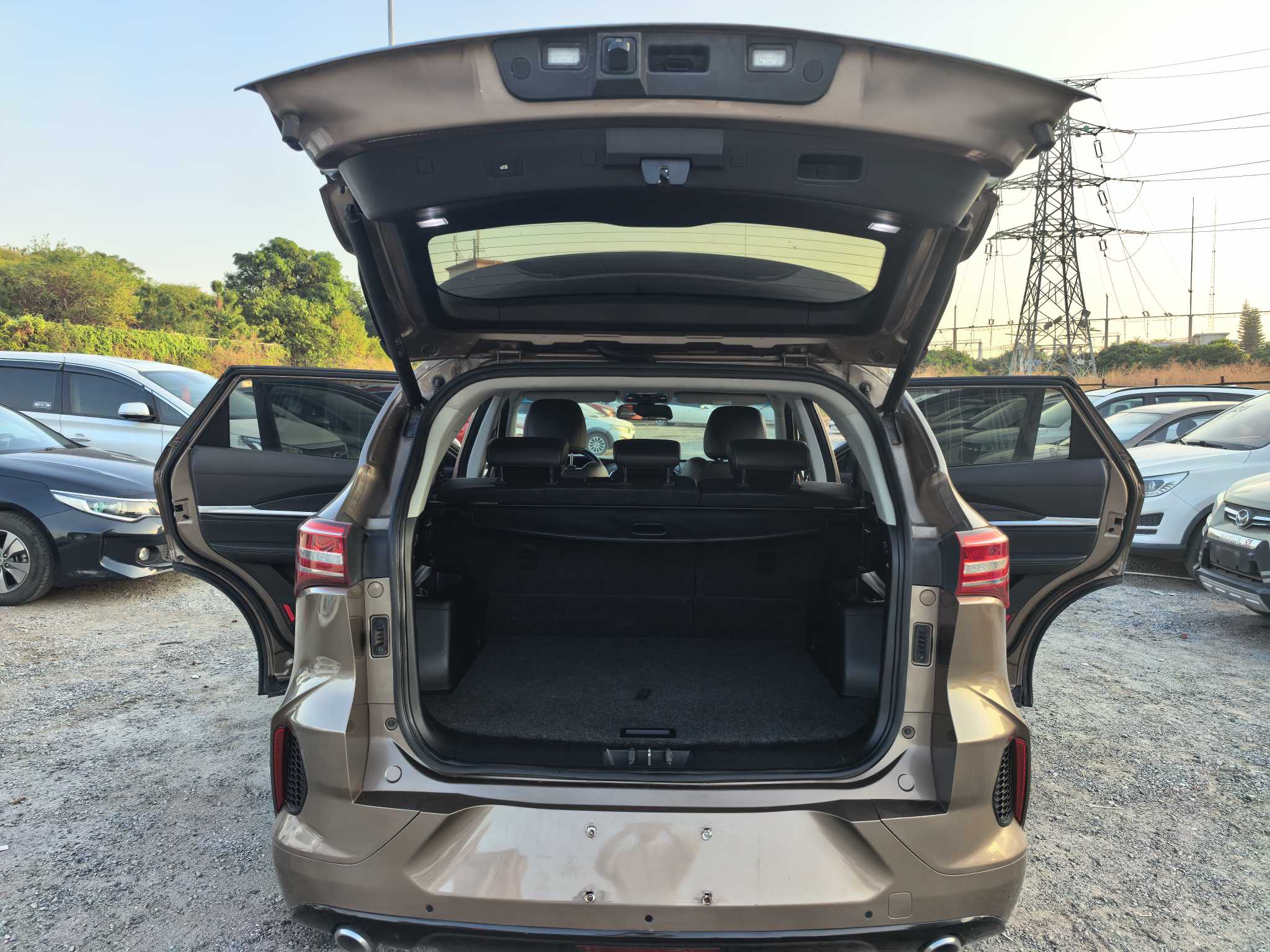 X70 2019 #16 X70 2019 car image #16