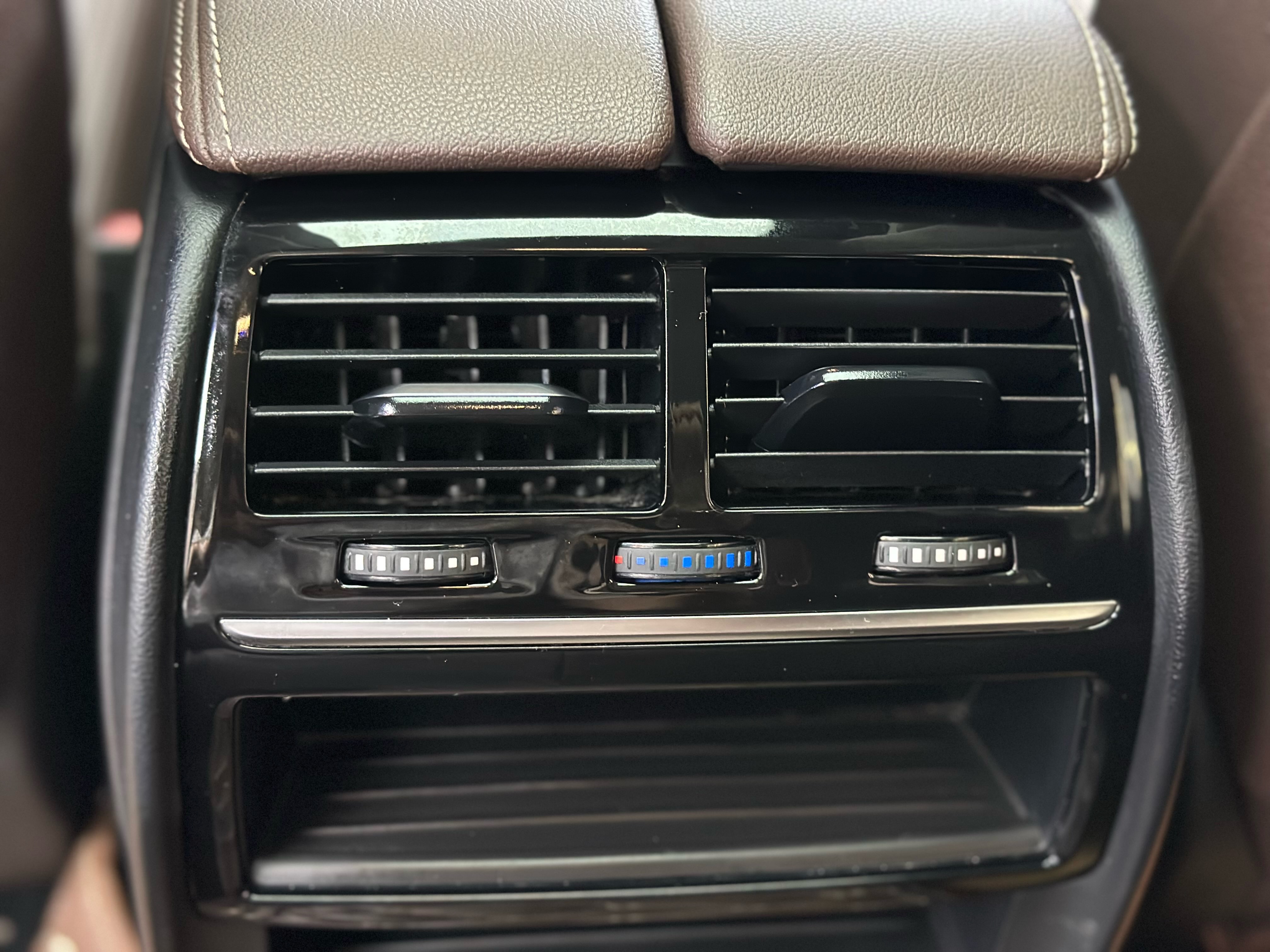 BMW 5 Series 2020 car image #16