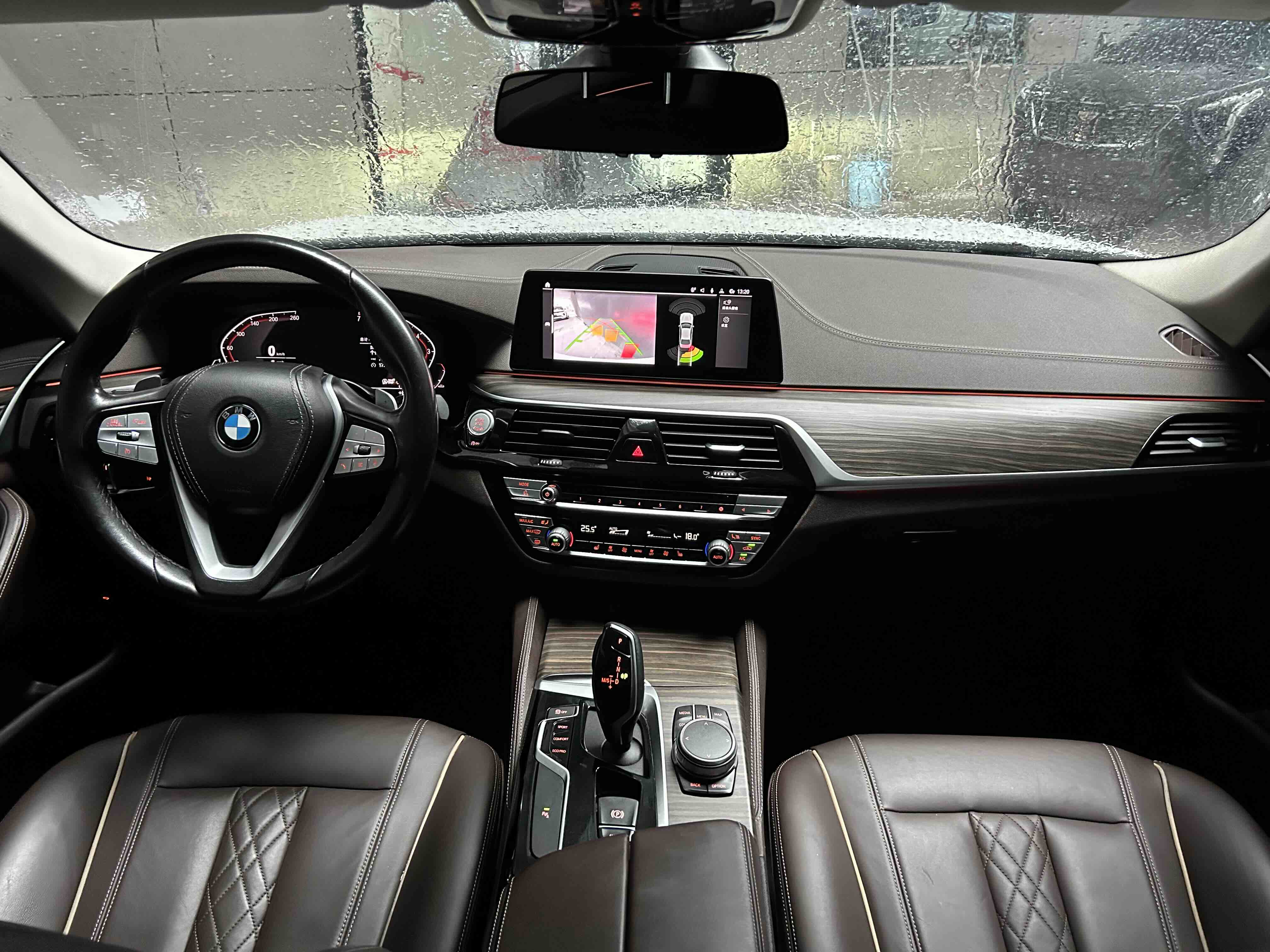 BMW 5 Series 2020 #16 BMW 5 Series 2020 car image #16