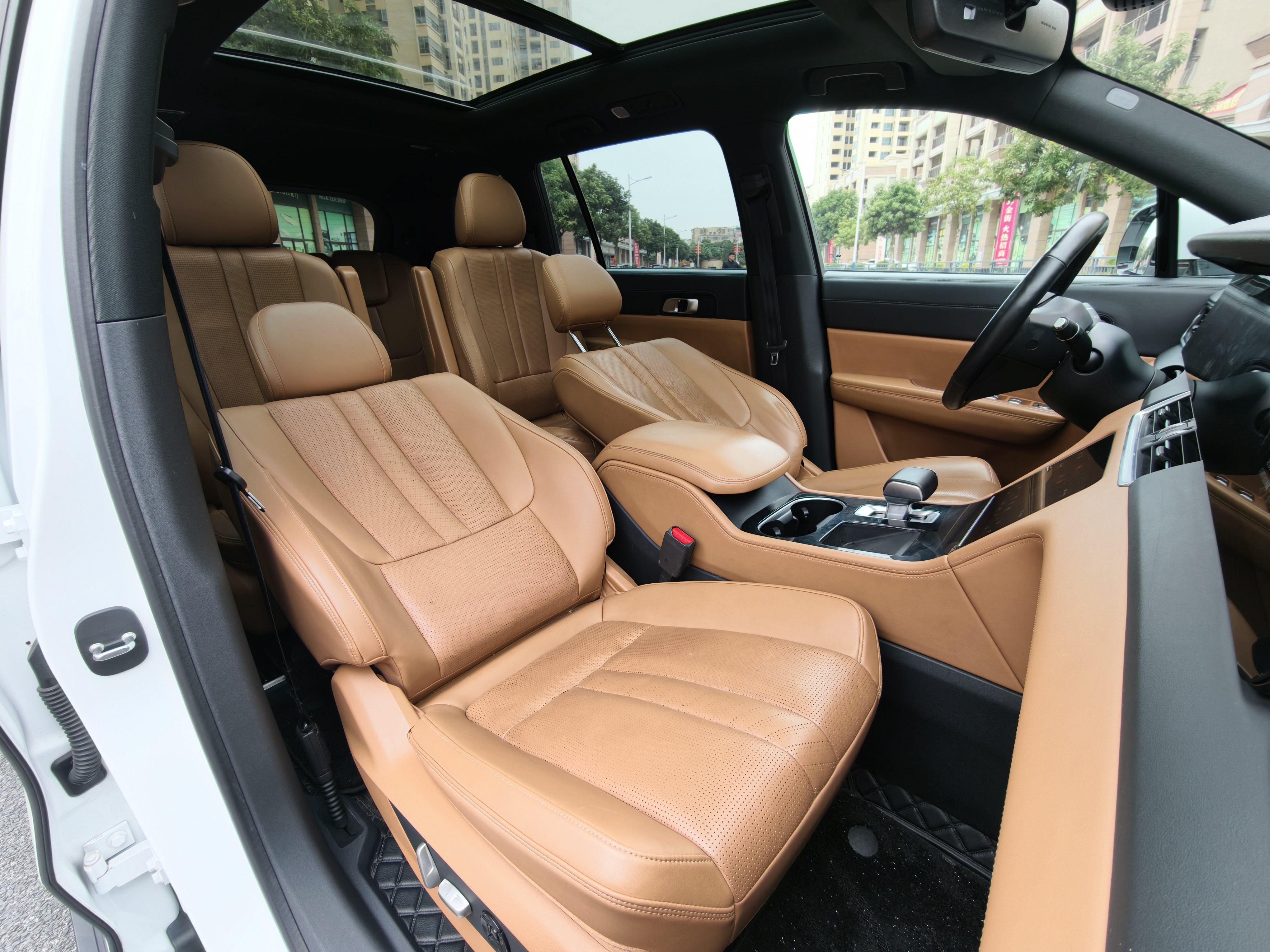 理想汽车 理想ONE 2020 汽车图片 #16