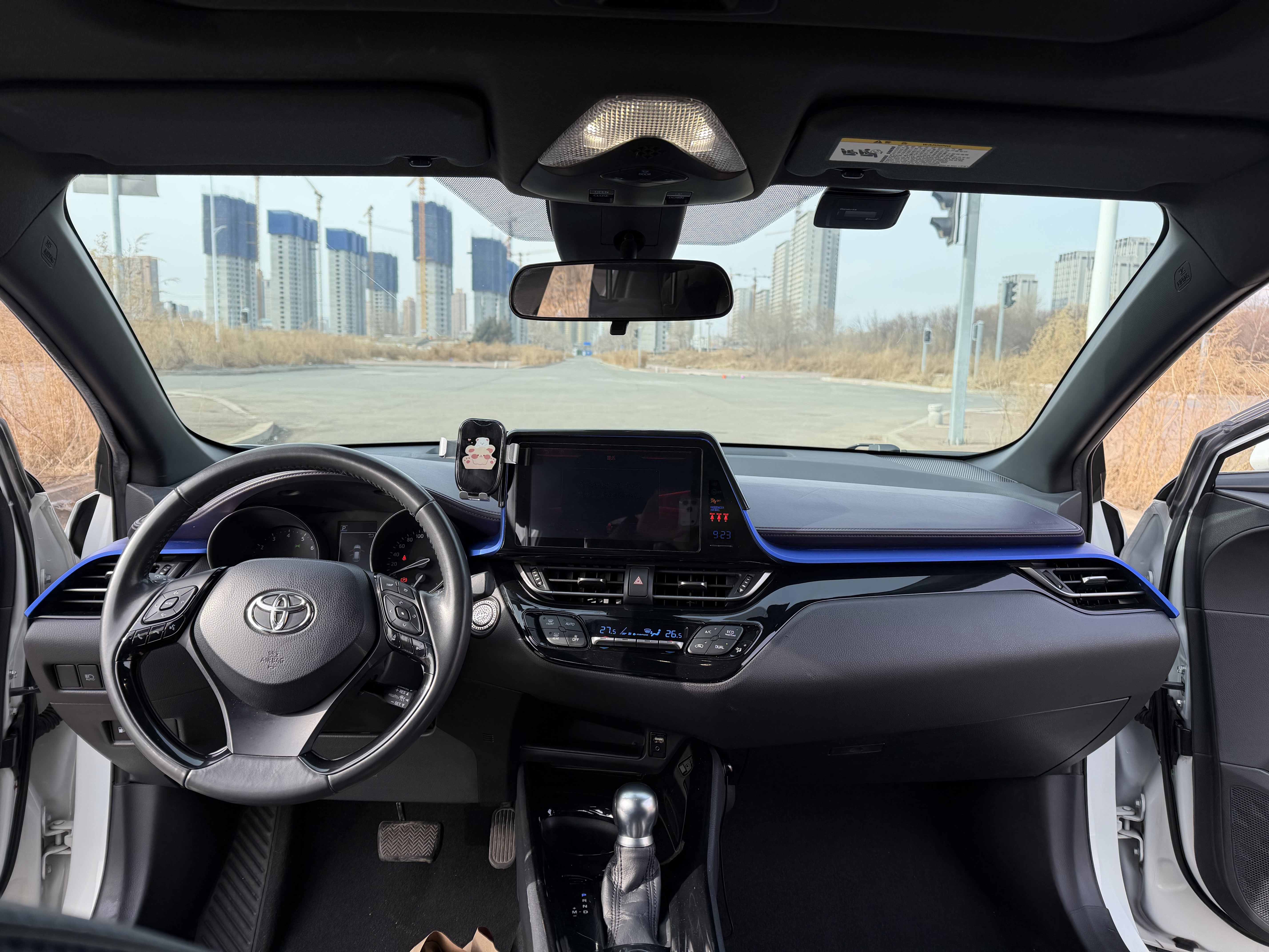 Toyota C-HR 2020 immagine di auto #16