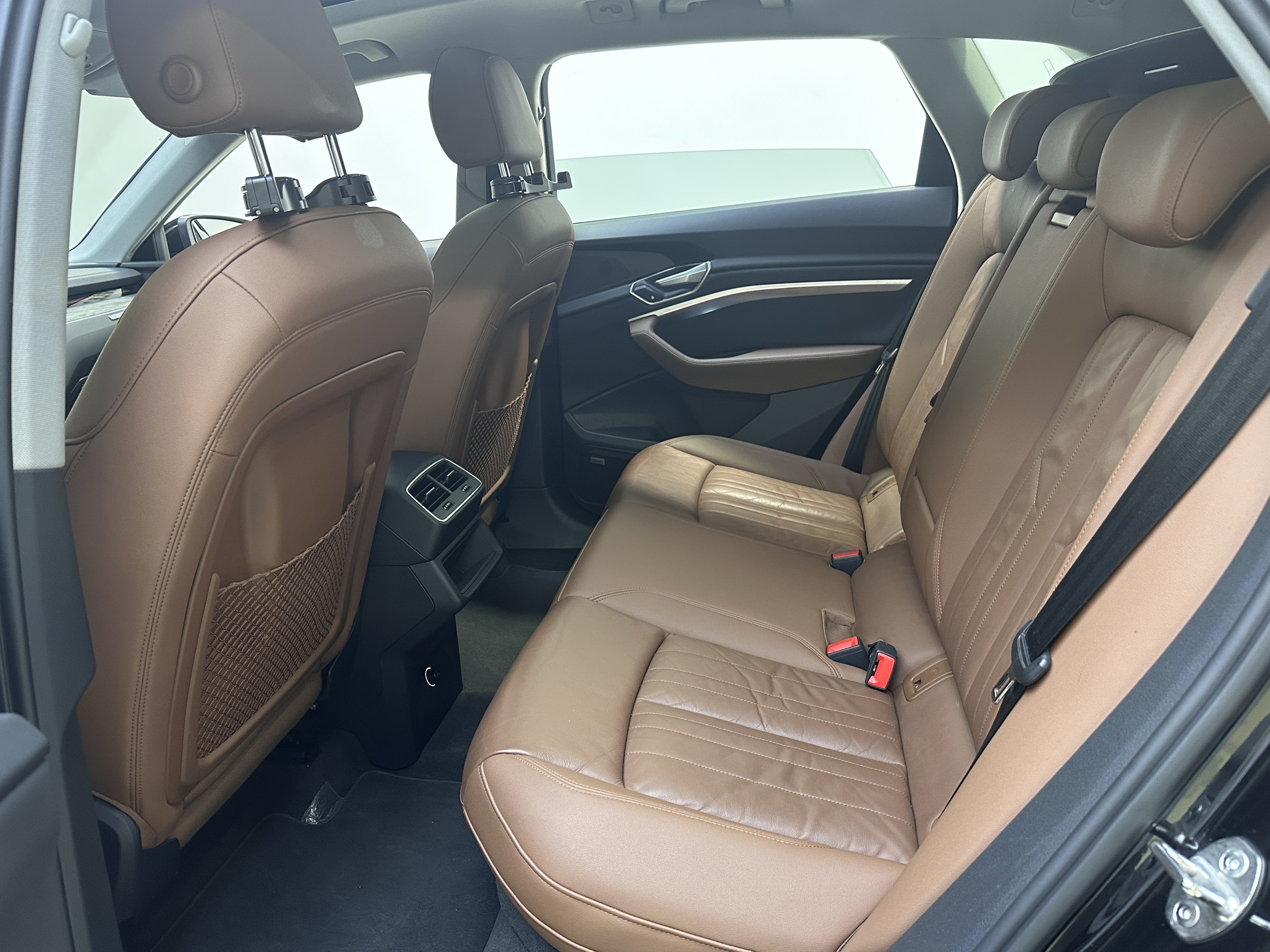 Audi e-tron (Imported) 2020 car image #16