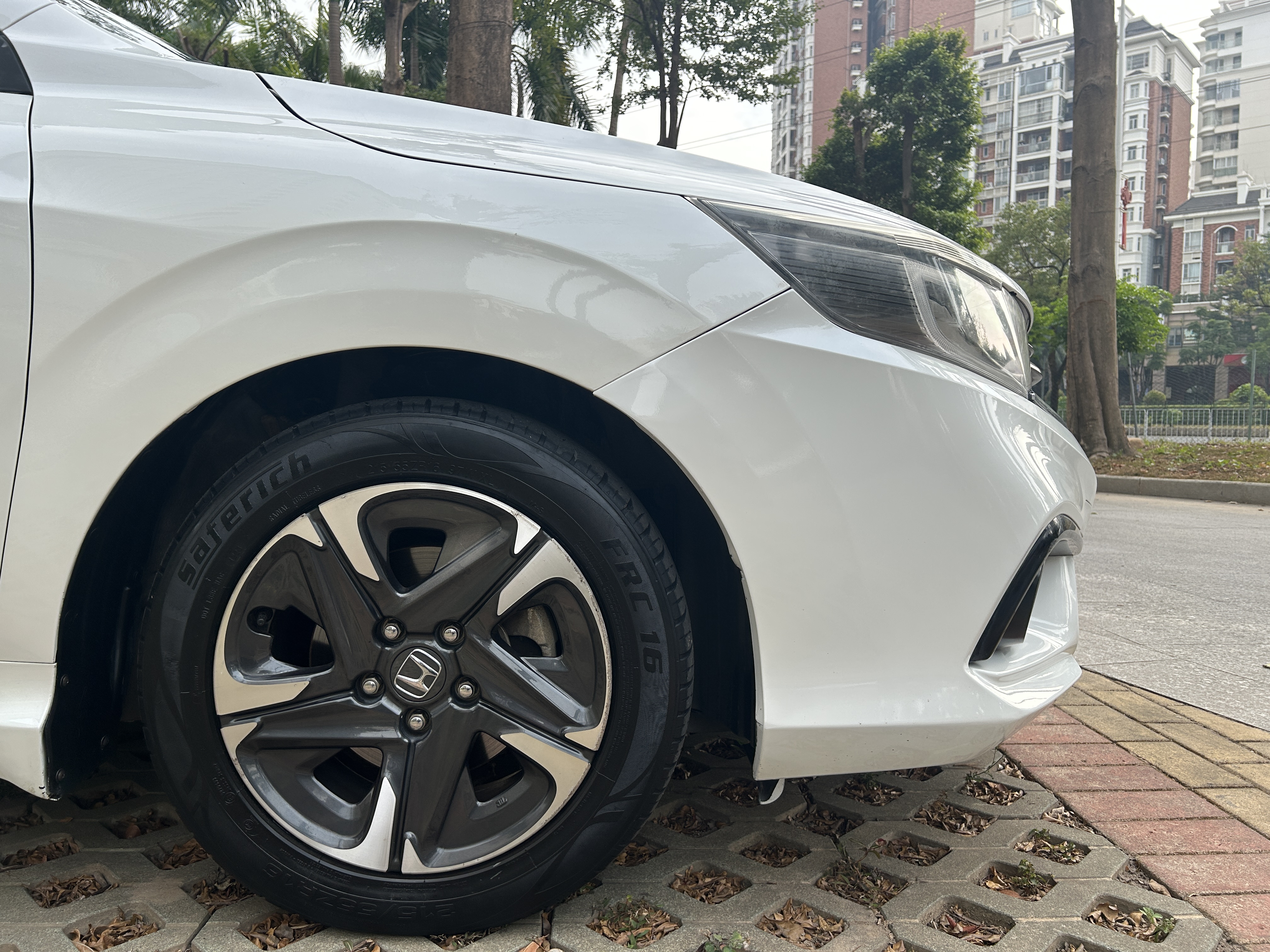 Honda Envix 2020 #16 Honda Envix 2020 car image #16