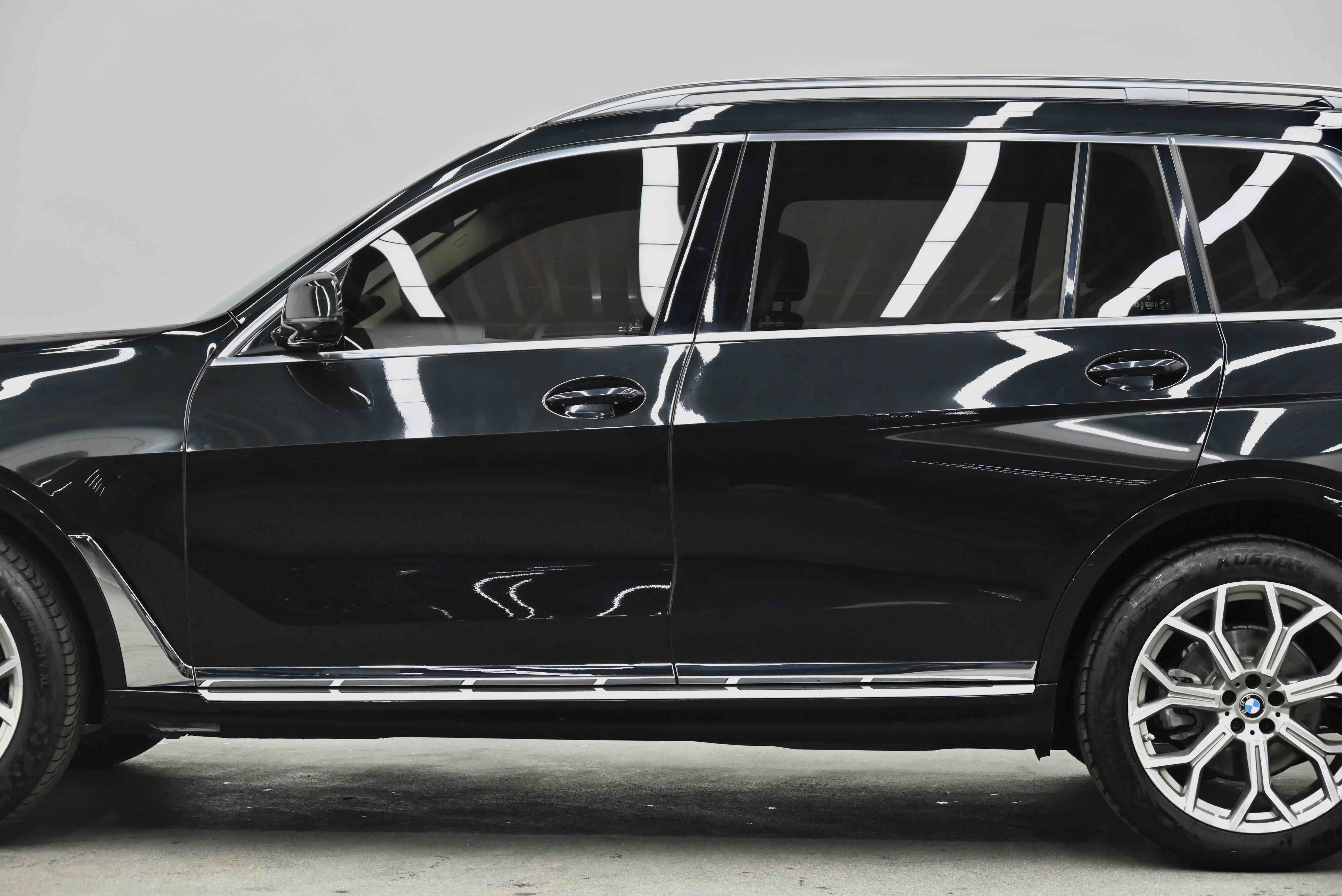 BMW X7 2020 #16 BMW X7 2020 car image #16