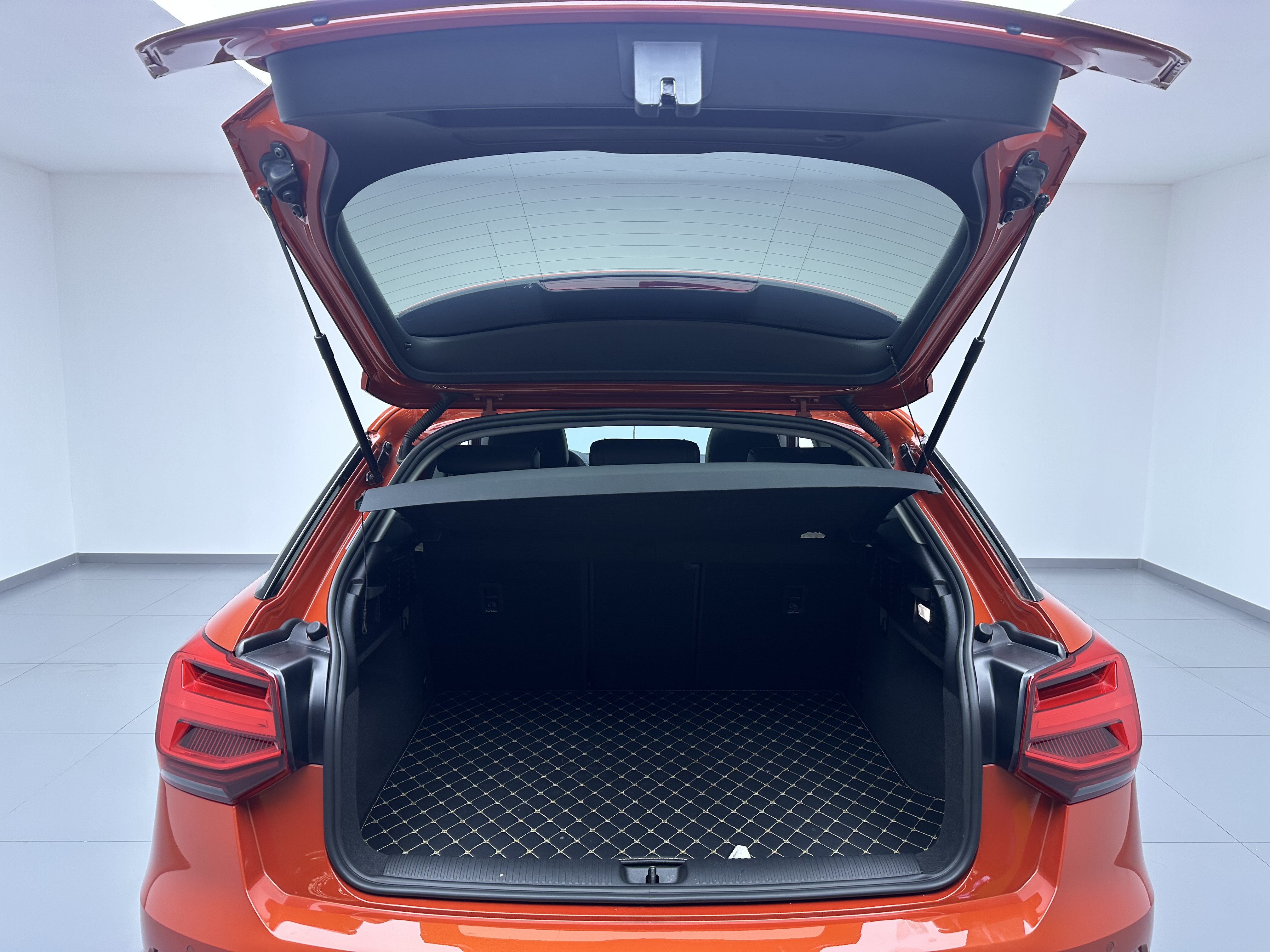 2020 #16 2020 car image #16