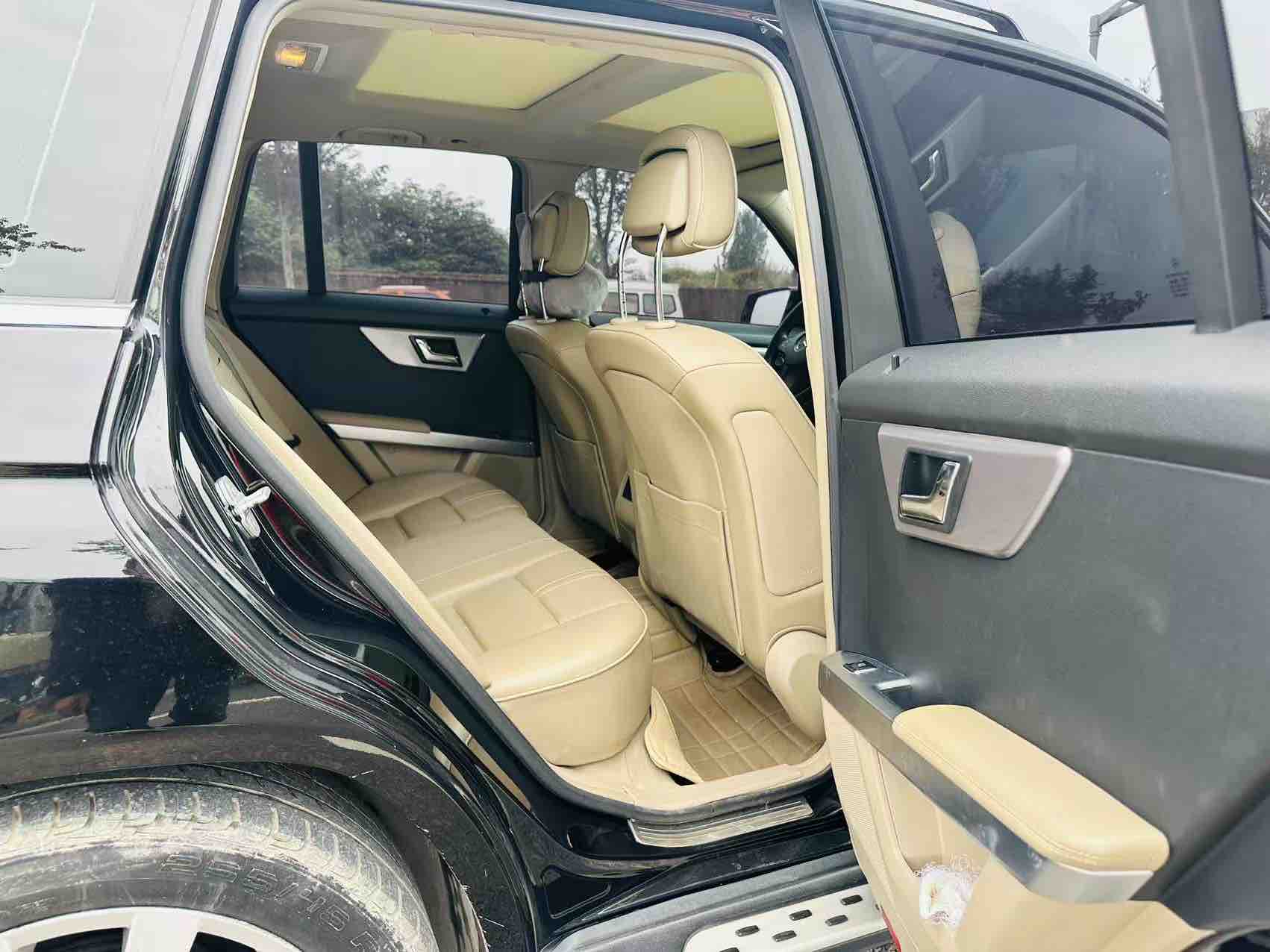 Mercedes-Benz GLK Class (Imported) 2010 #16 Mercedes-Benz GLK Class (Imported) 2010 car image #16