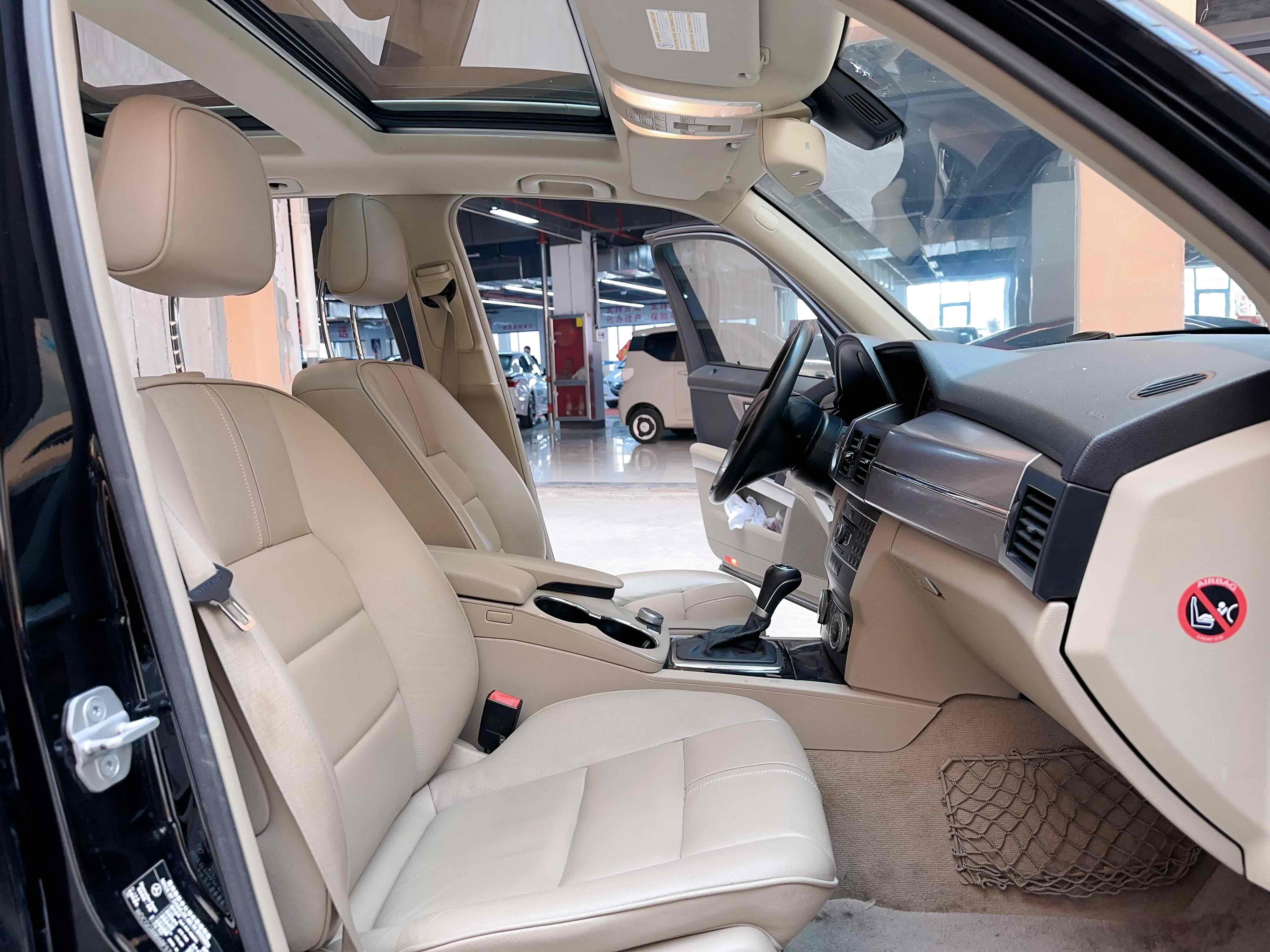 Mercedes-Benz GLK Class (Imported) 2011 #16 Mercedes-Benz GLK Class (Imported) 2011 car image #16