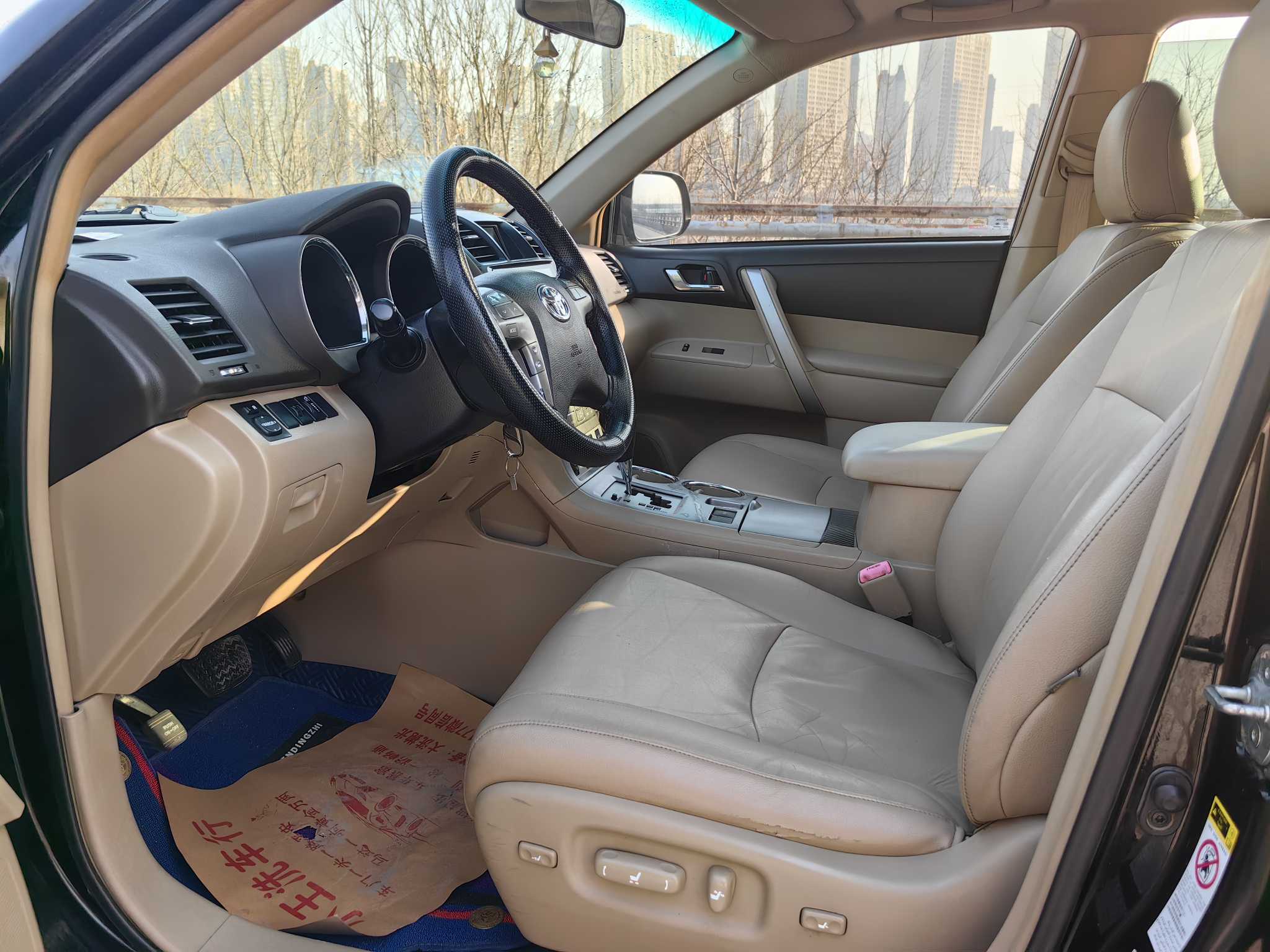 Toyota Highlander 2010 #16 Toyota Highlander 2010 car image #16