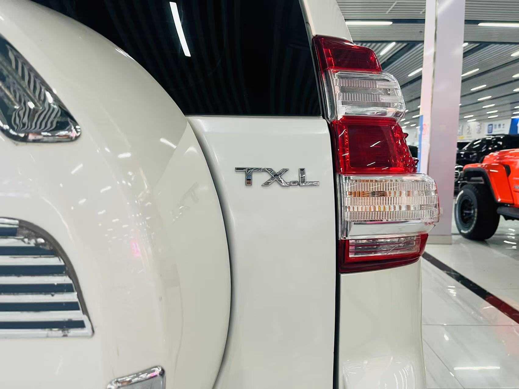 Toyota Prado (Imported) 2014 car image #16