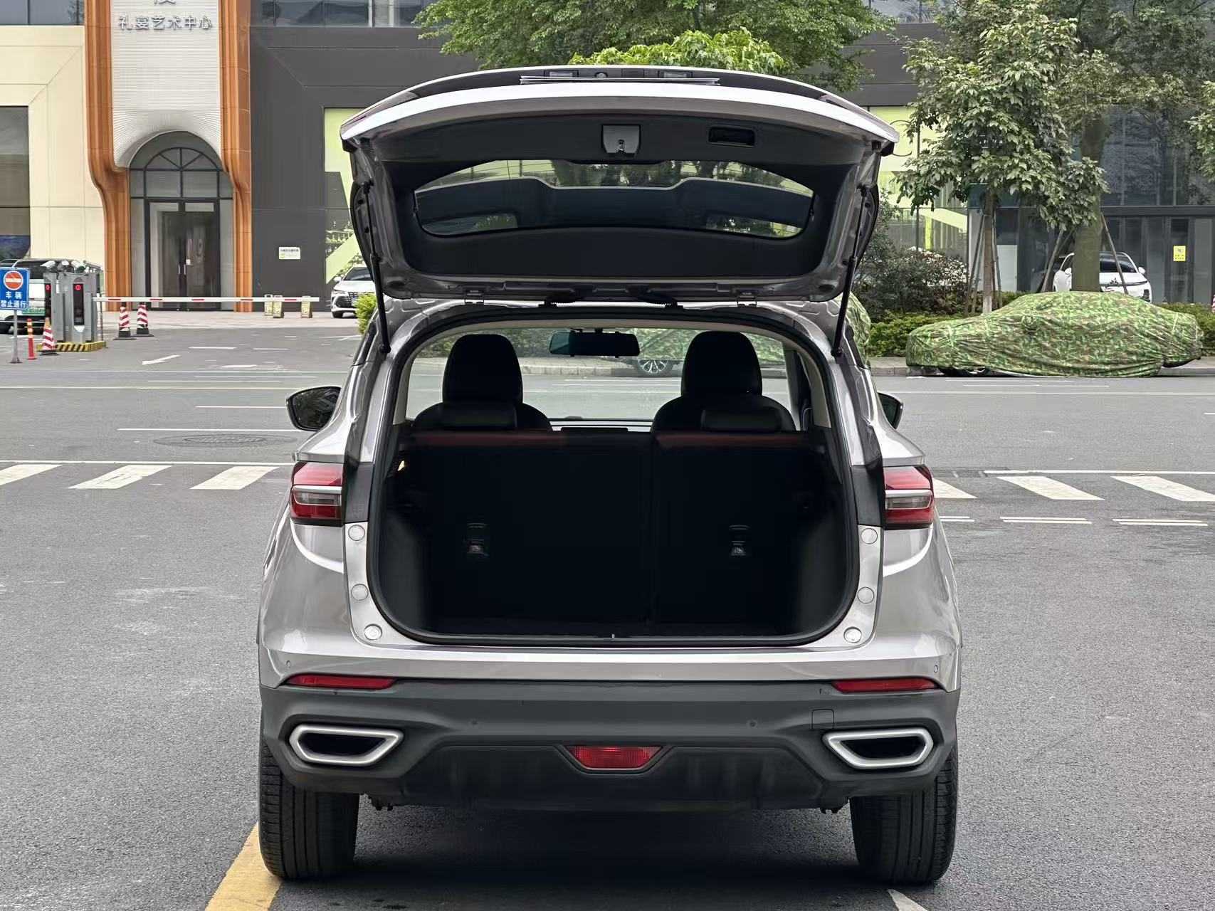GEELY Coolray 2021 #16 GEELY Coolray 2021 car image #16