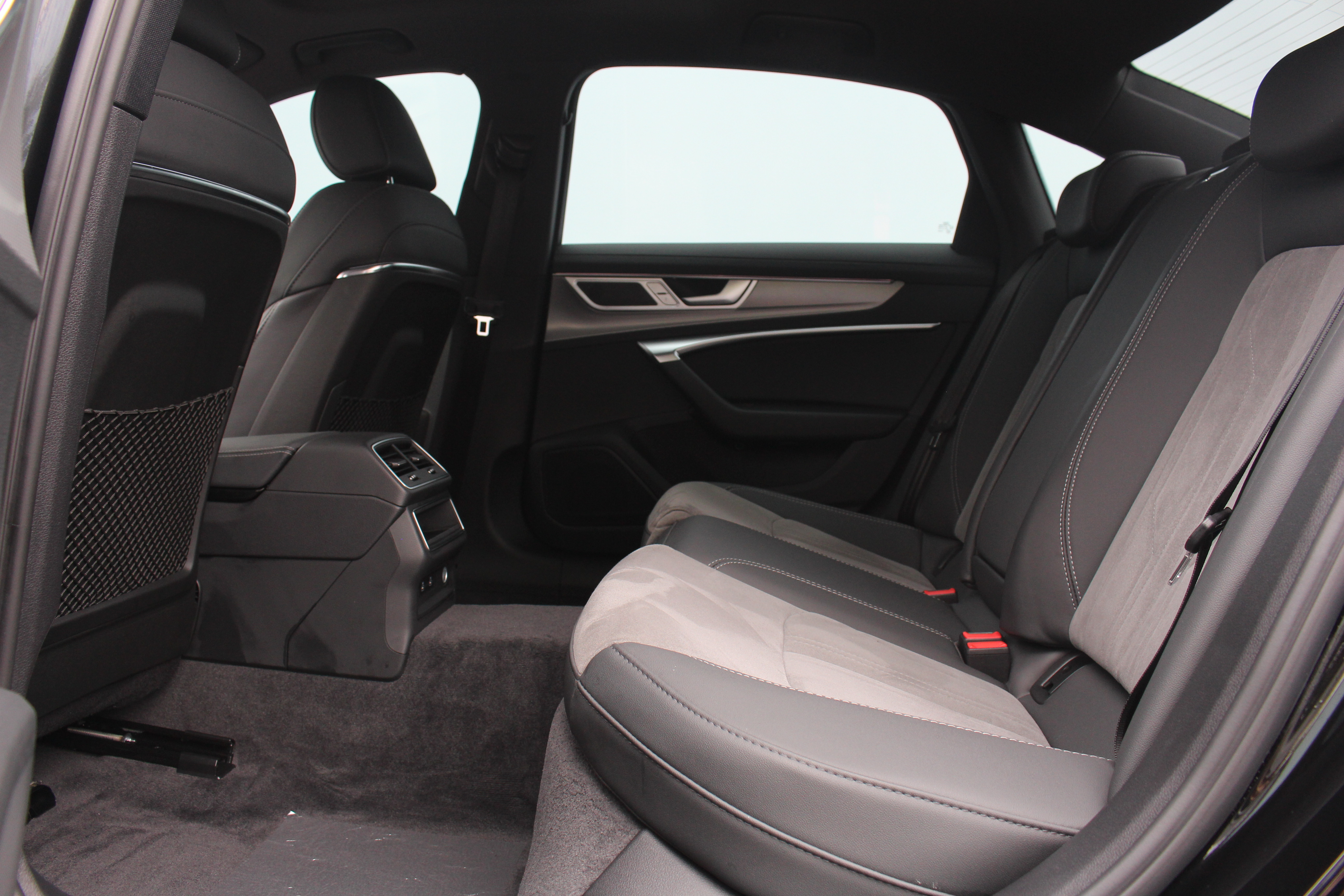 Audi A6L 2020 imagen de coche #16