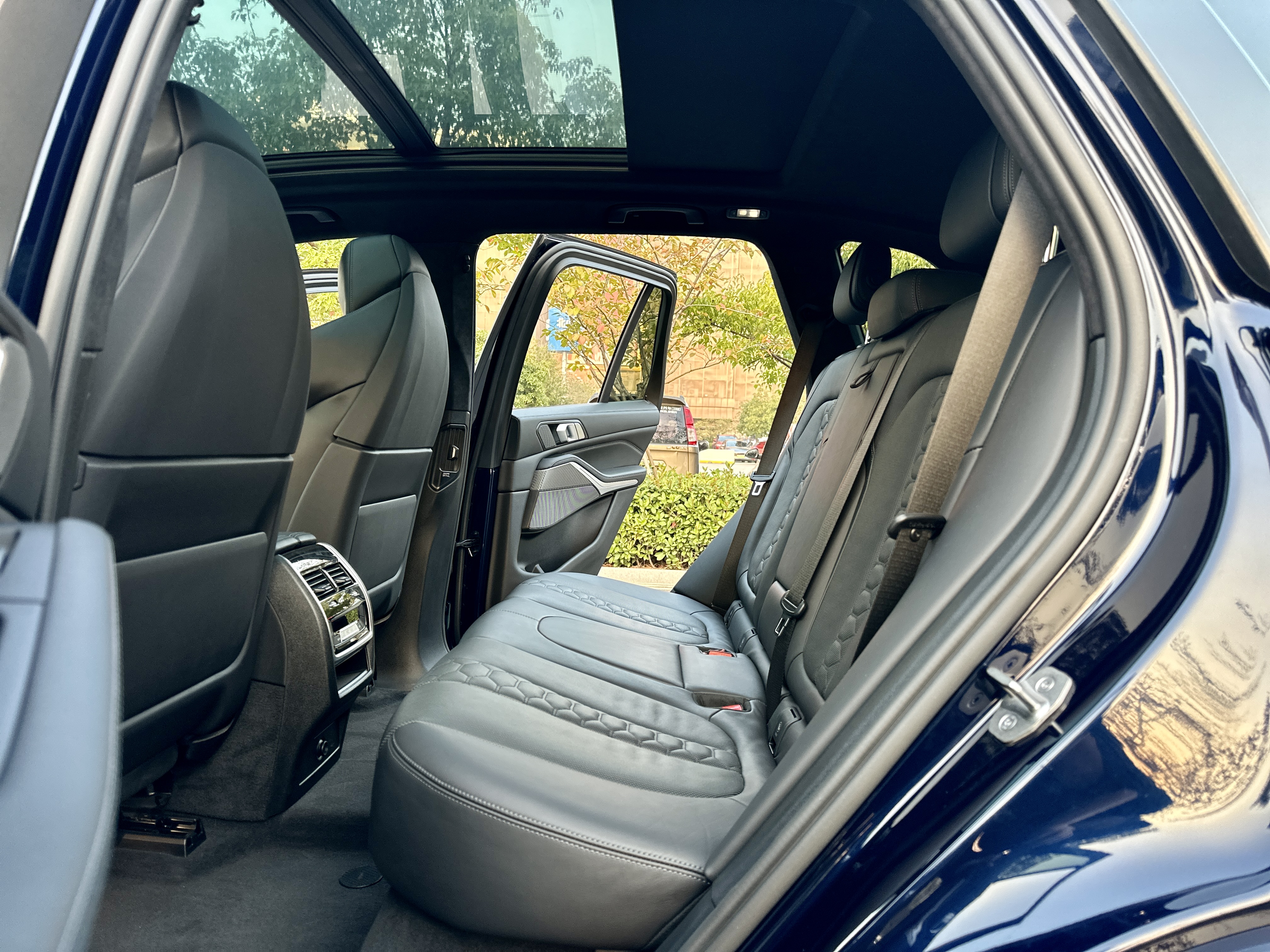 BMW X5 M 2021 car image #16