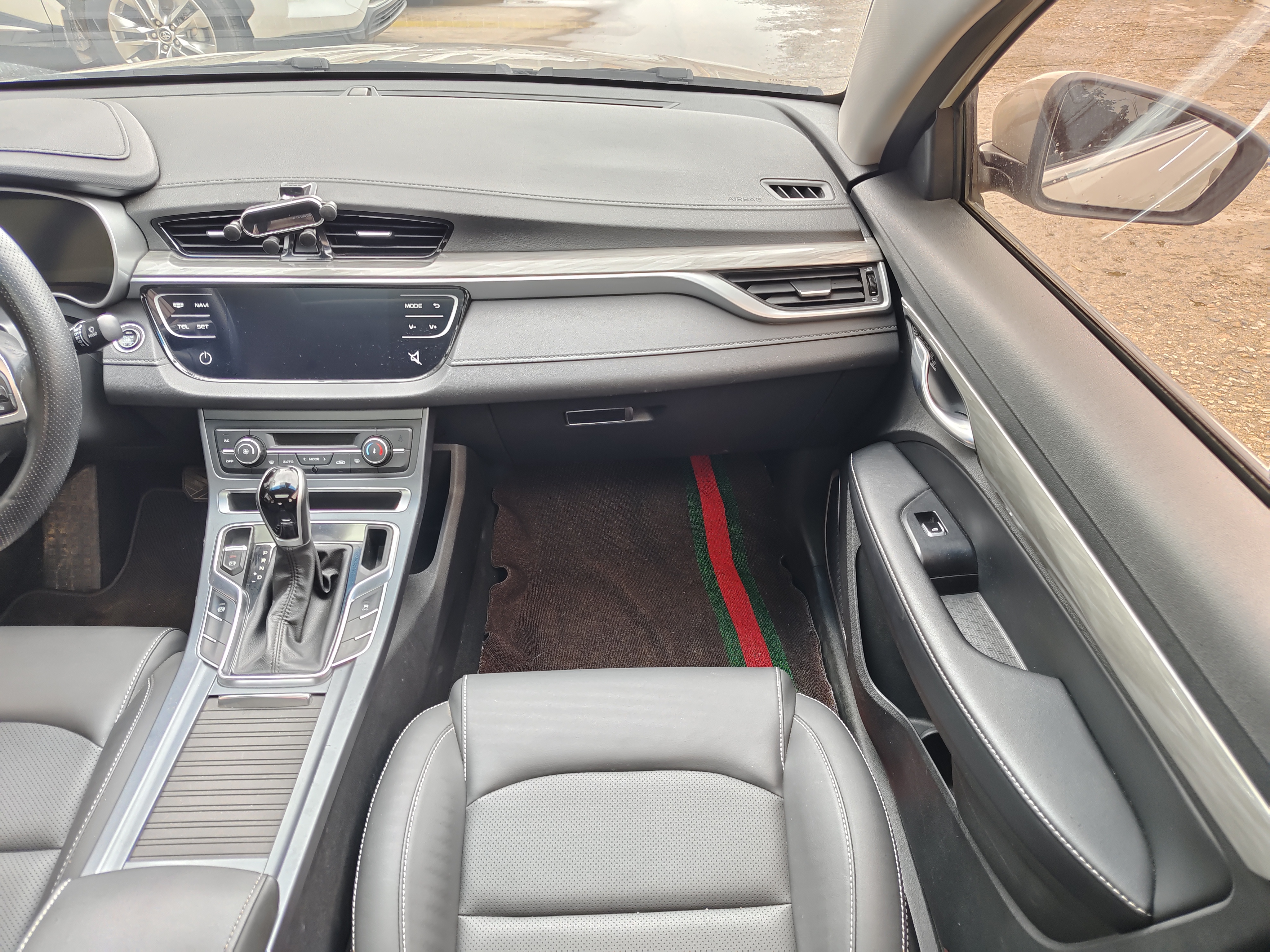 GEELY Emgrand 2020 #16 GEELY Emgrand 2020 car image #16