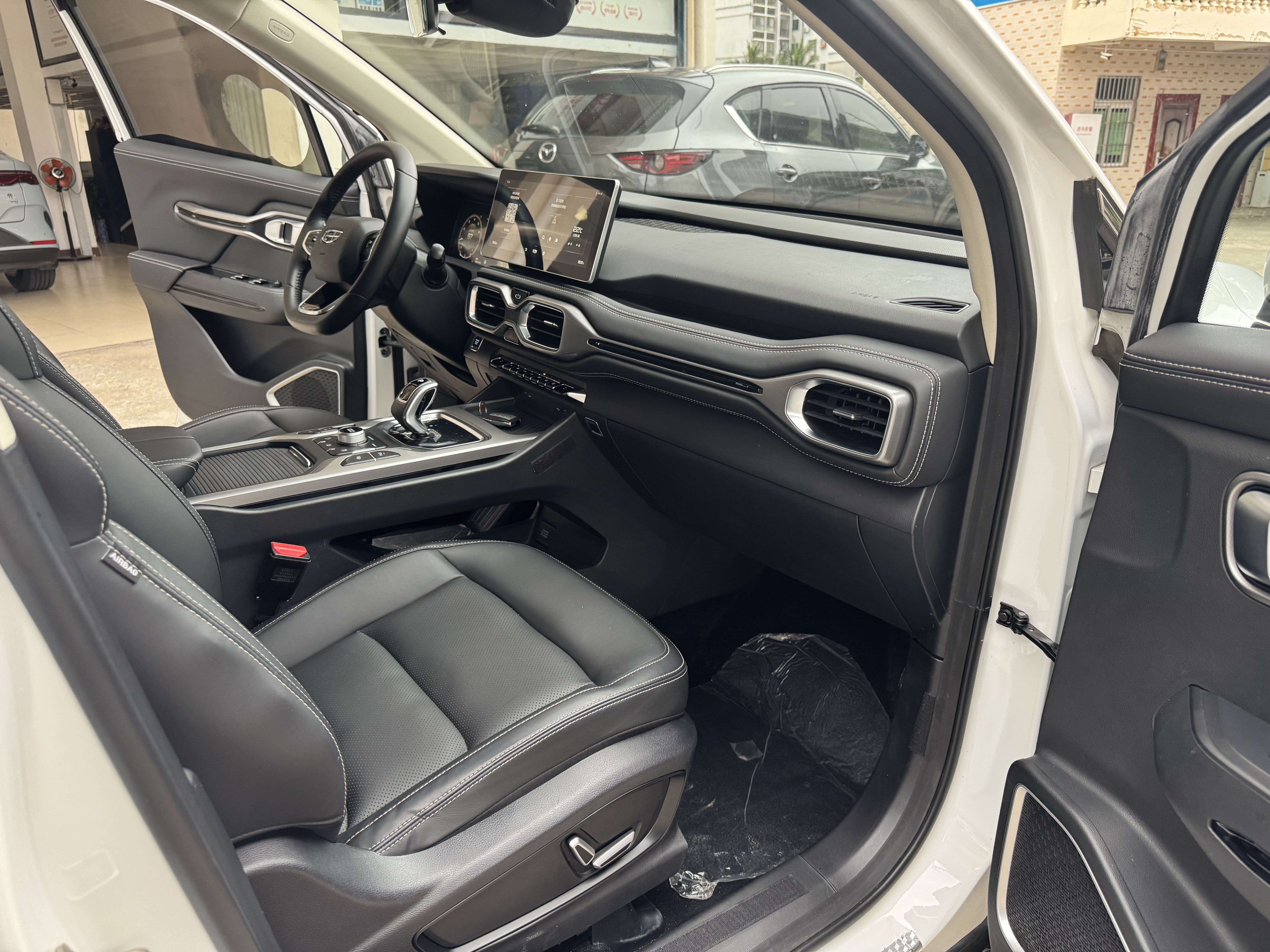 GEELY Okavango 2020 imagem de carro #16