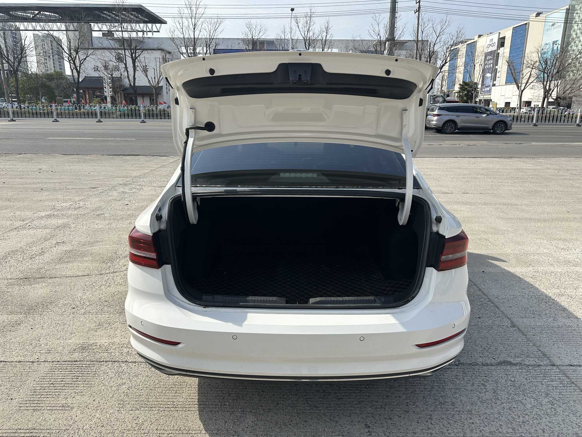 Volkswagen Lavida 2022 car image #16