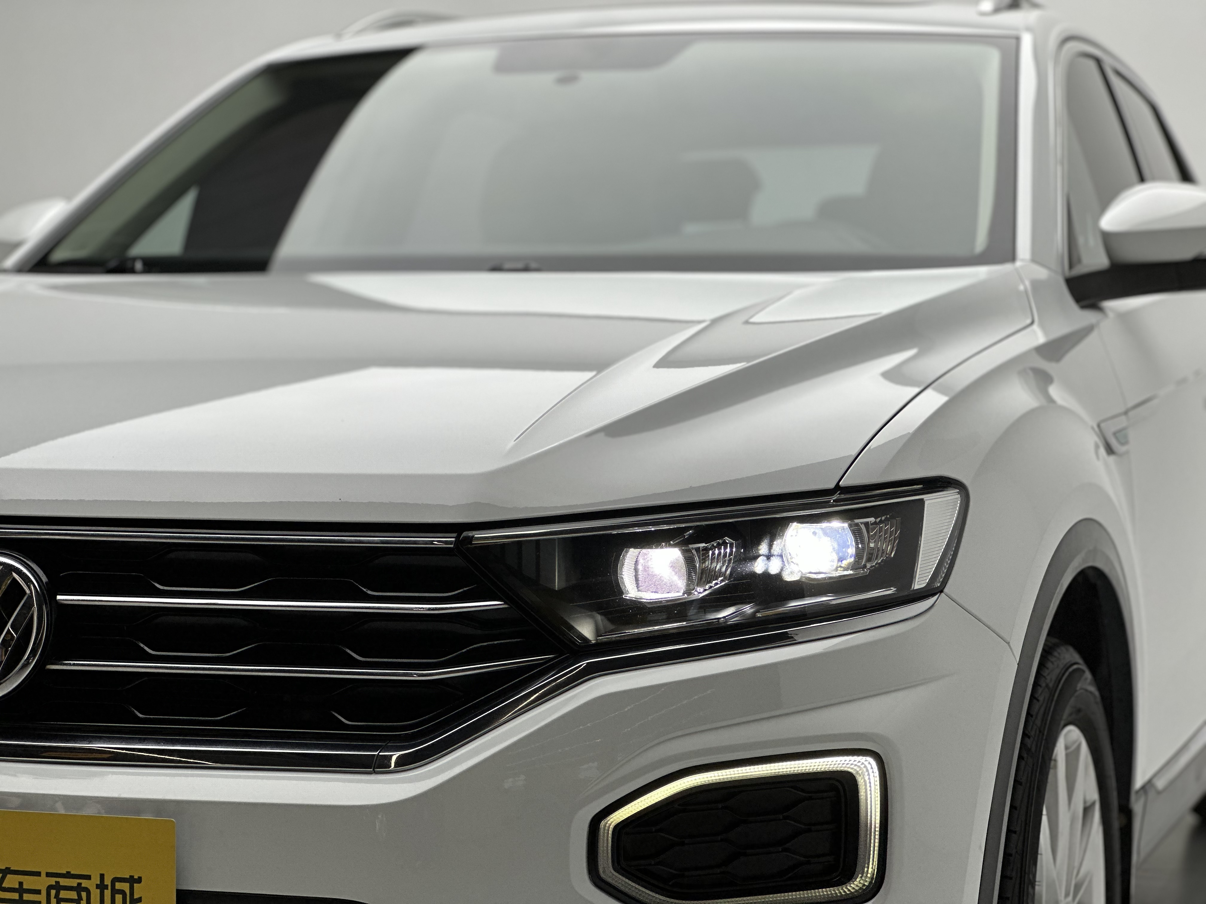 Volkswagen T-Roc 2020 #16 Volkswagen T-Roc 2020 car image #16