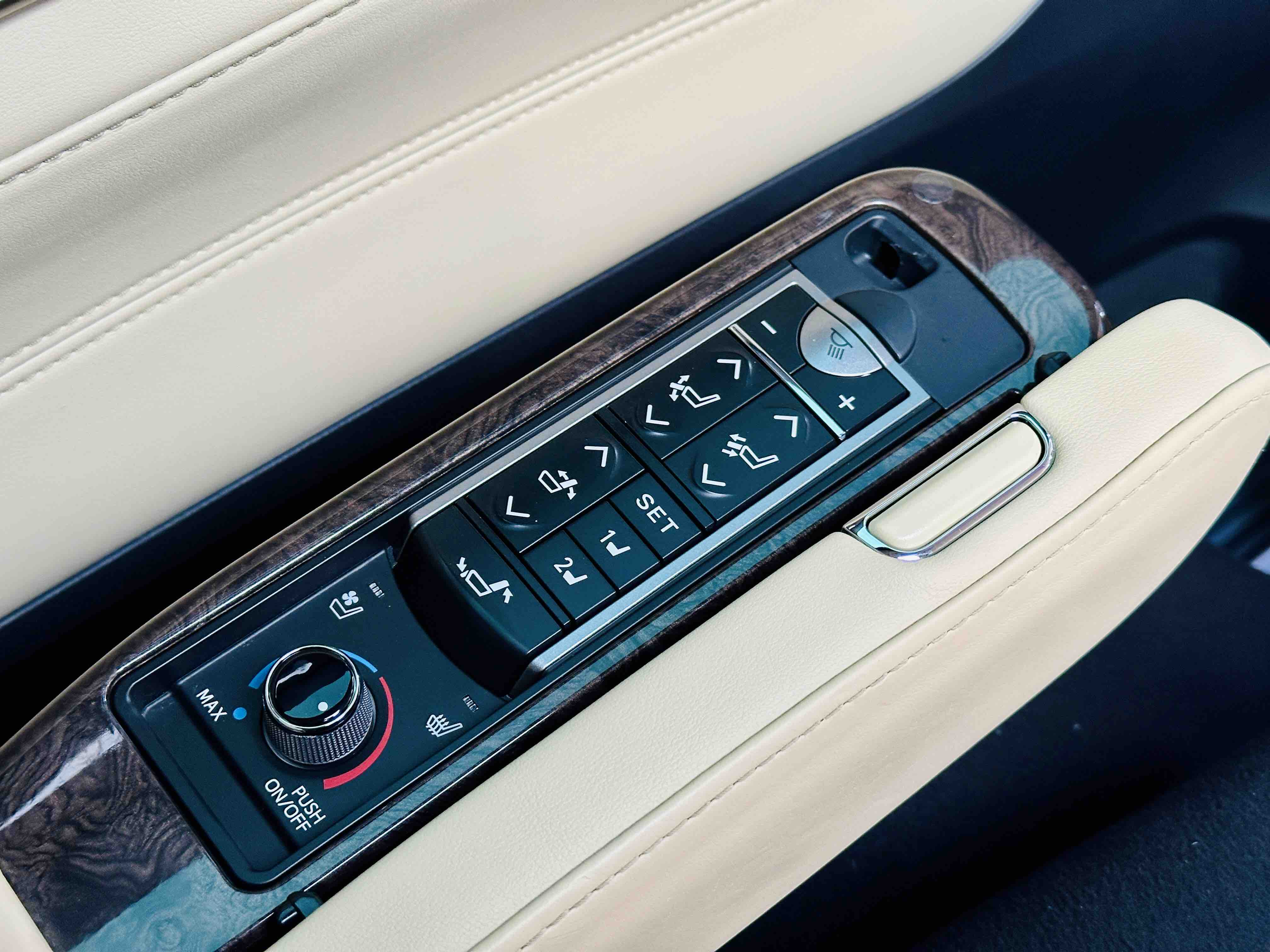 Toyota Vellfire 2021 #16 Toyota Vellfire 2021 صورة سيارة #16