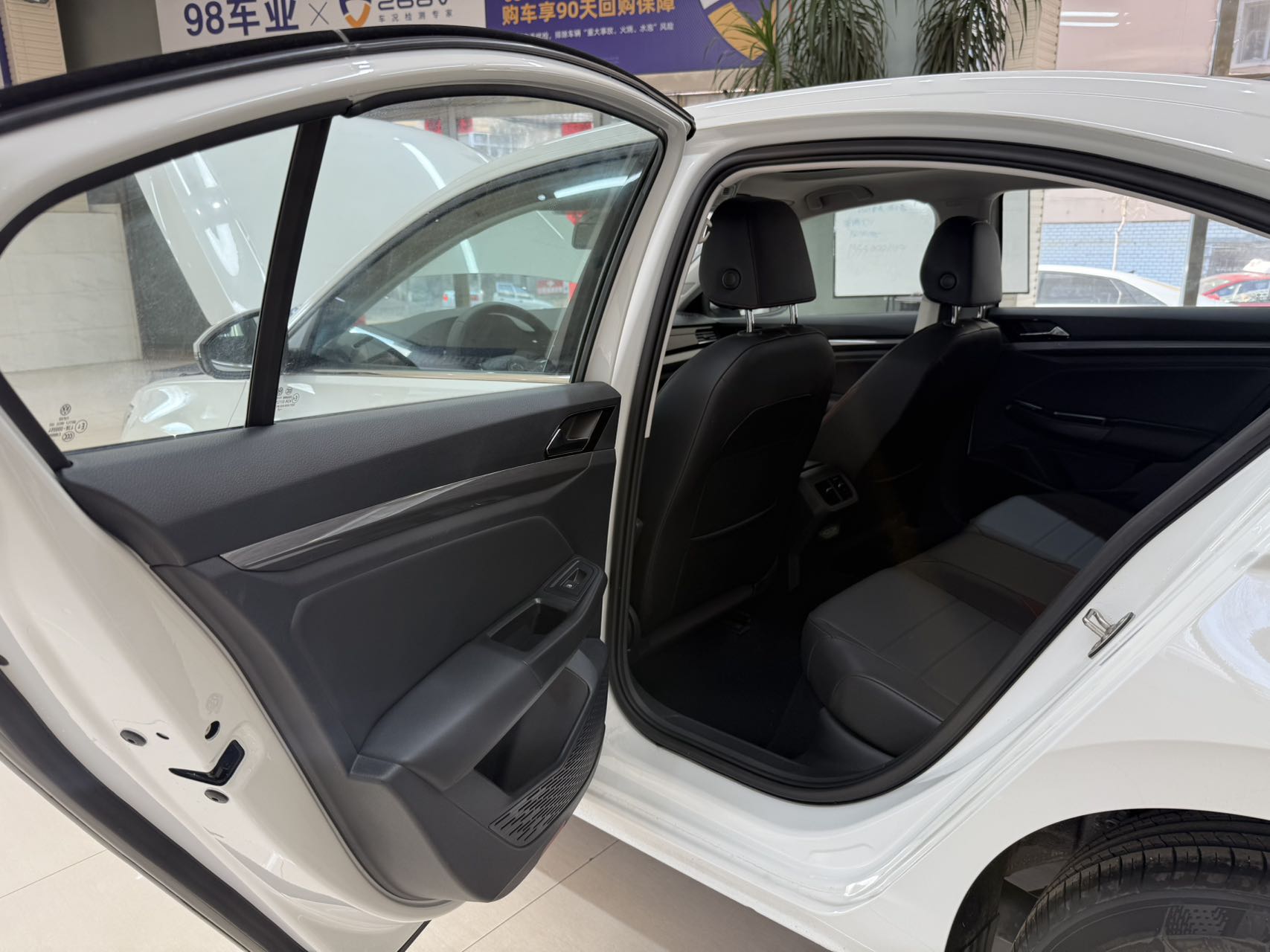 Volkswagen Bora 2021 car image #16