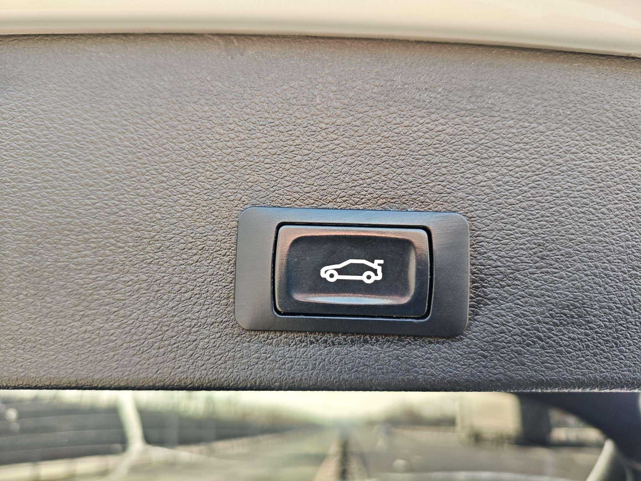 Q2L 2021 car image #16