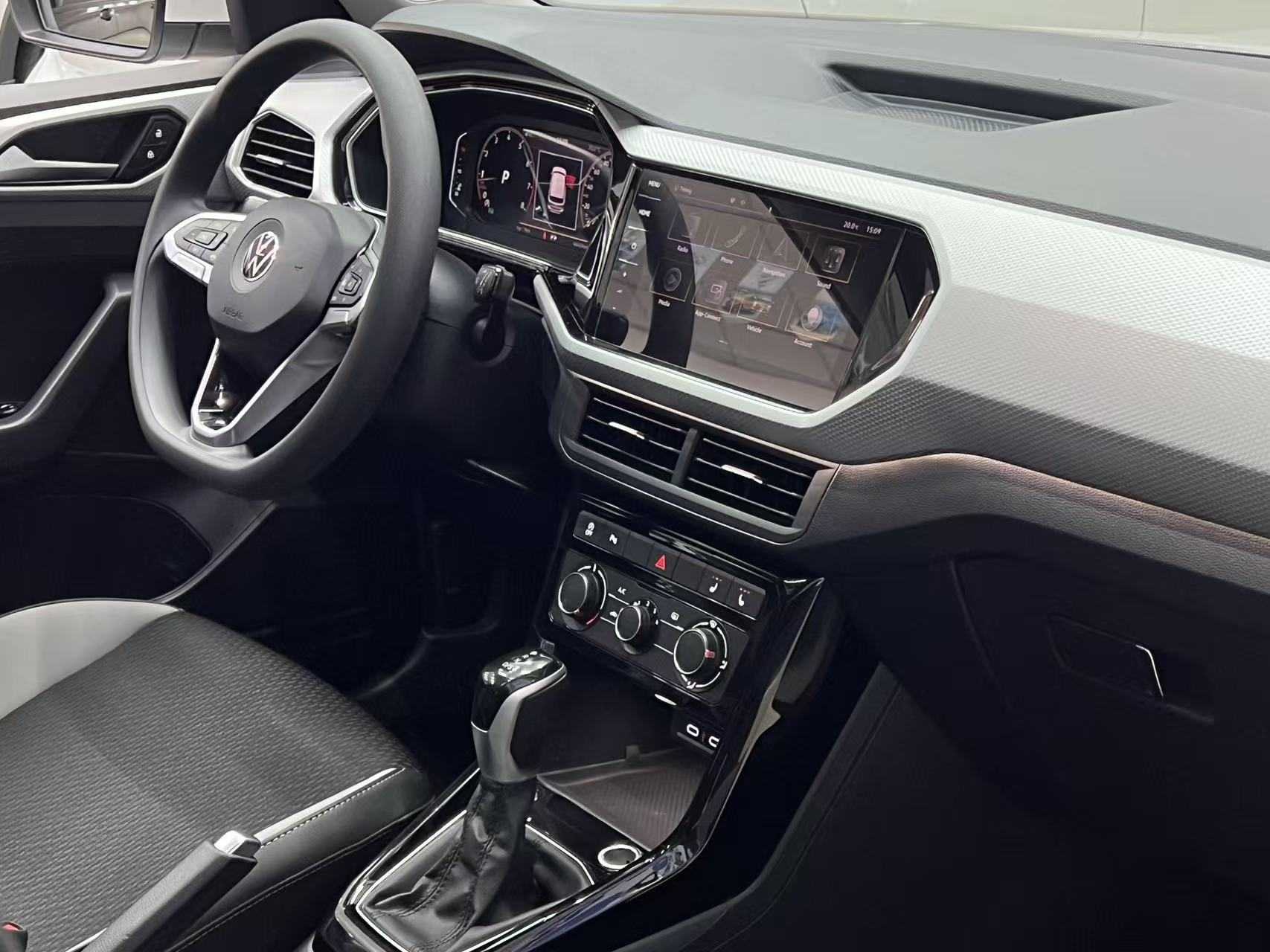 Volkswagen Tacqua 2021 #16 Volkswagen Tacqua 2021 car image #16