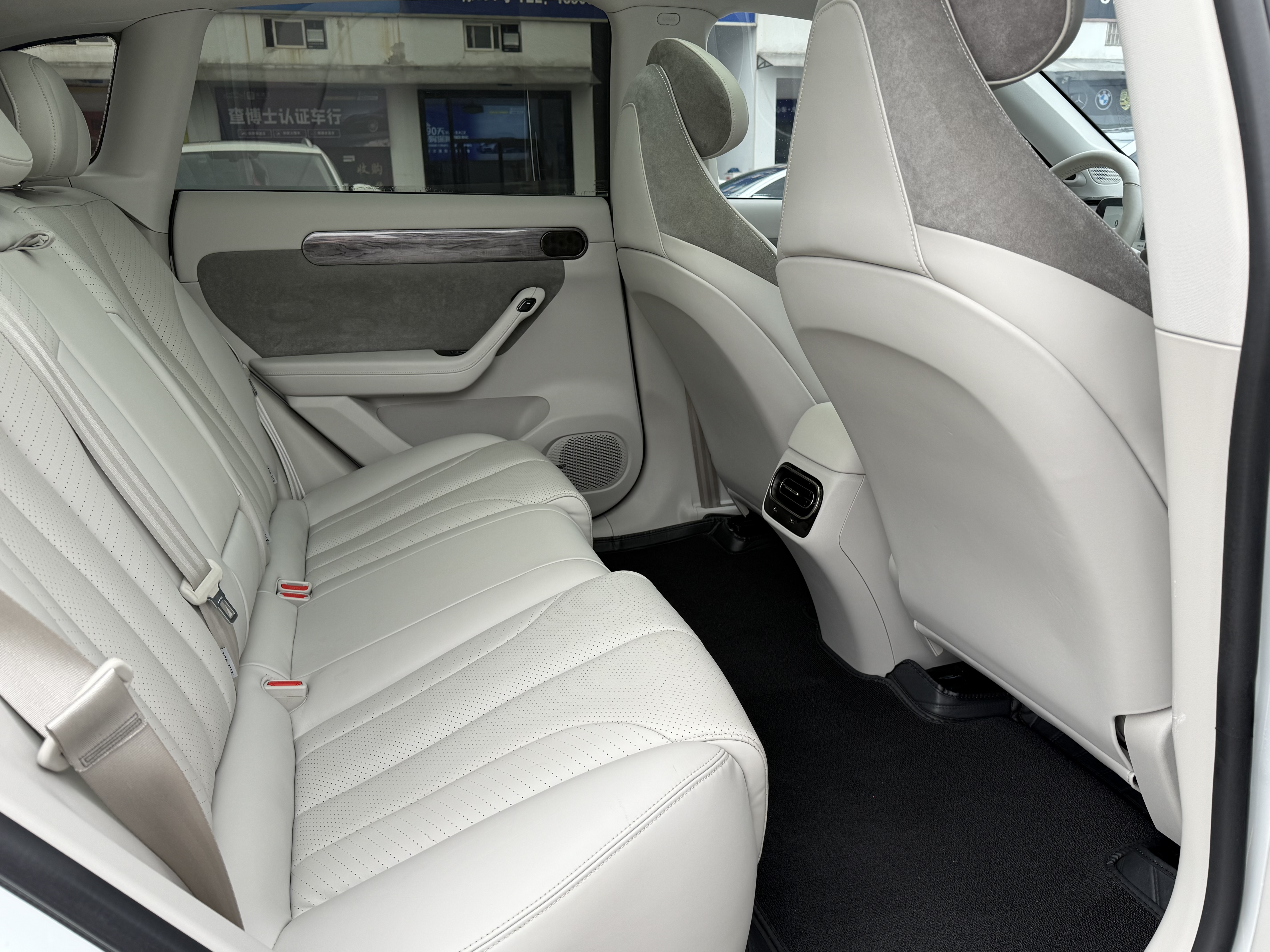 零跑汽车 零跑C11 2022 汽车图片 #16