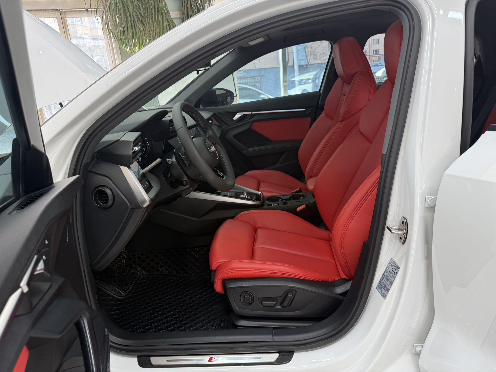 2021 #16 2021 immagine di auto #16