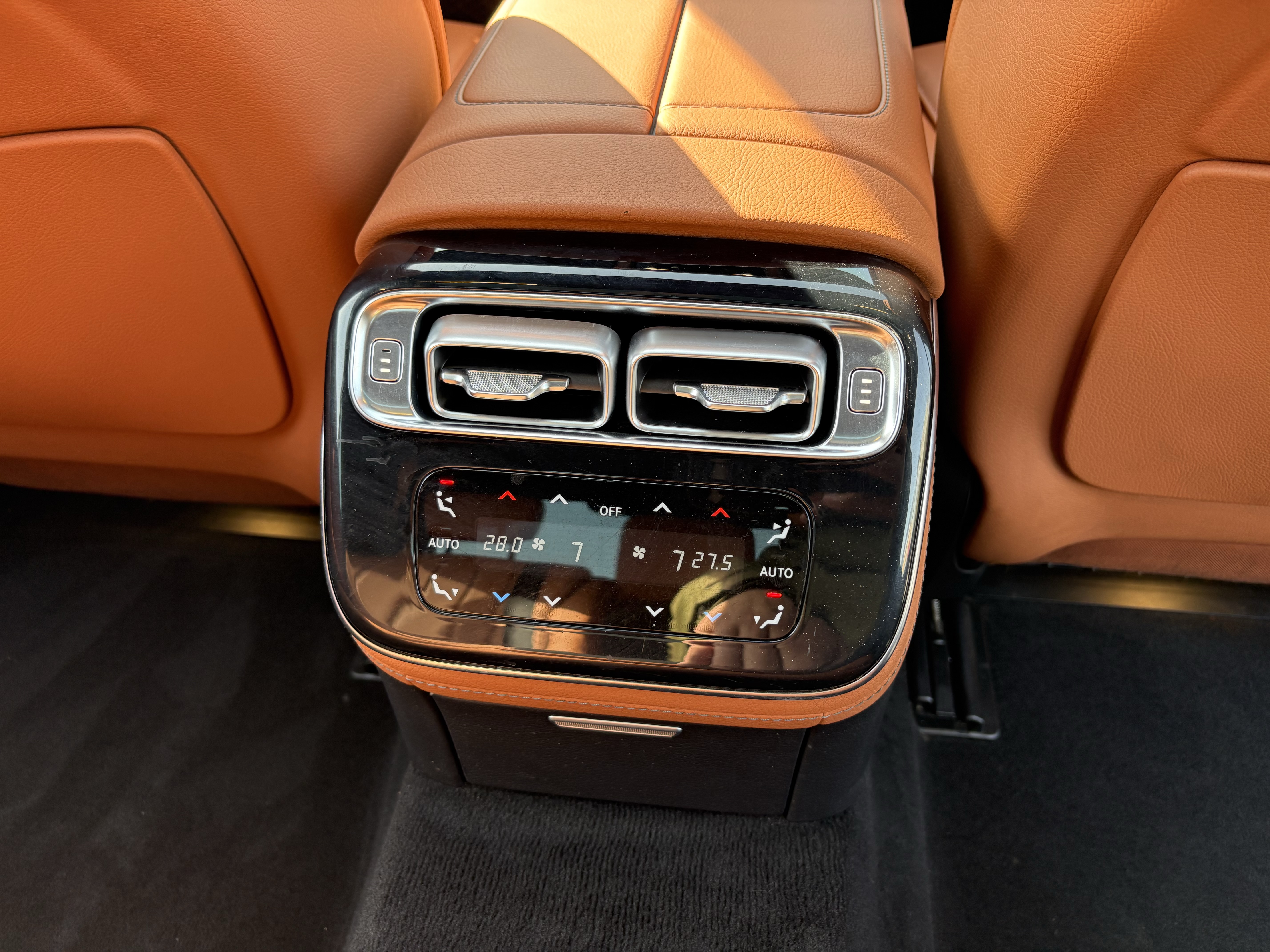 Mercedes-Benz S Class 2021 صورة سيارة #16