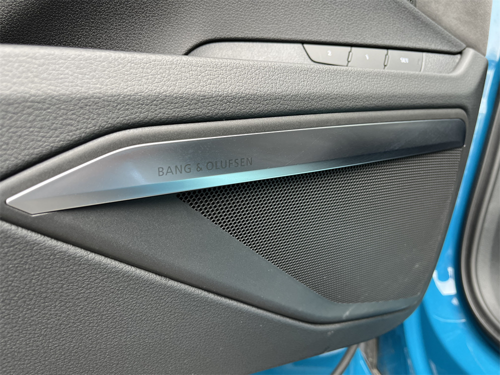 Audi e-tron 2023 #16 Audi e-tron 2023 car image #16