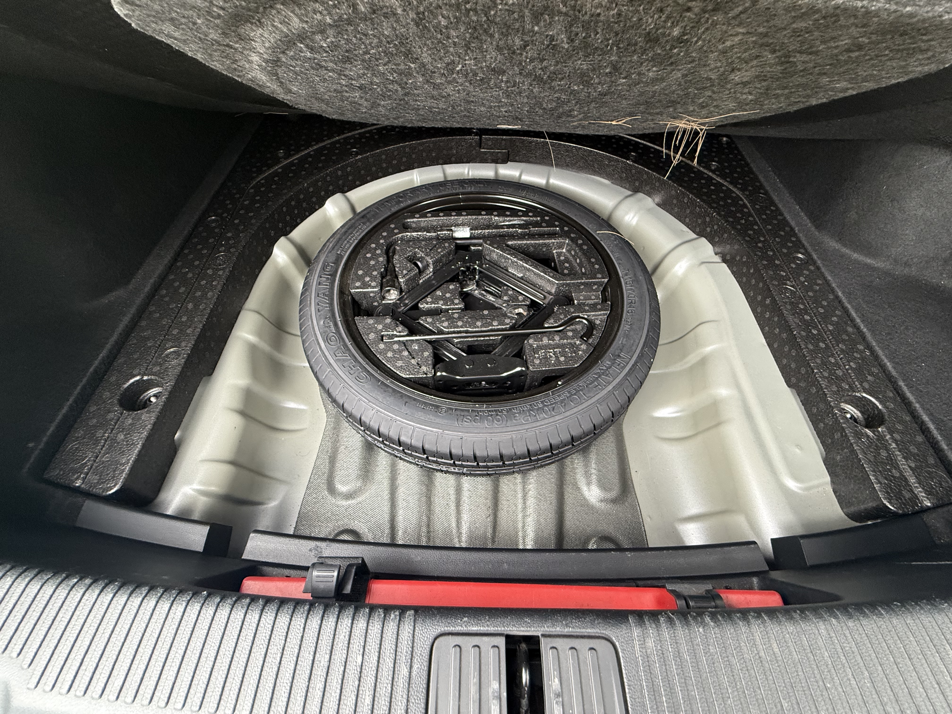 Roewe i5 2021 изображение автомобиля #16