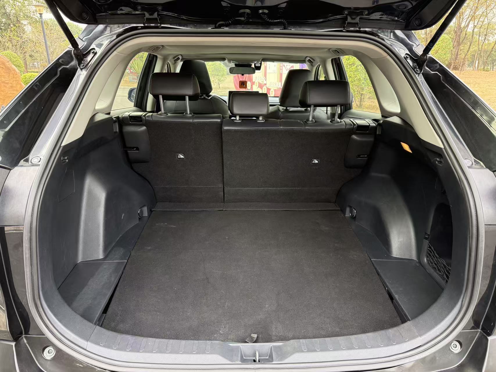 Toyota RAV4 2021 car image #16