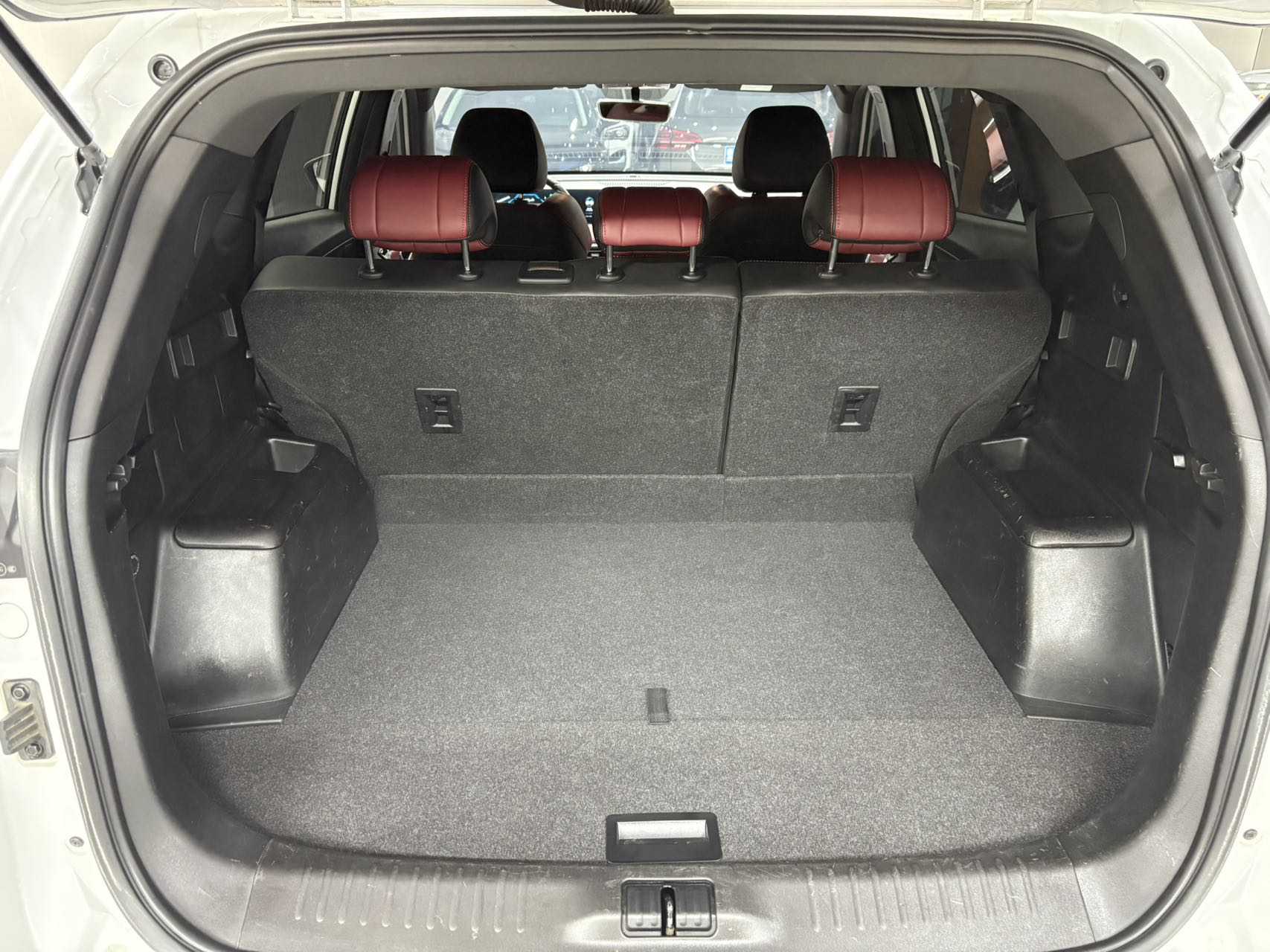 X70 PLUS 2022 car image #16