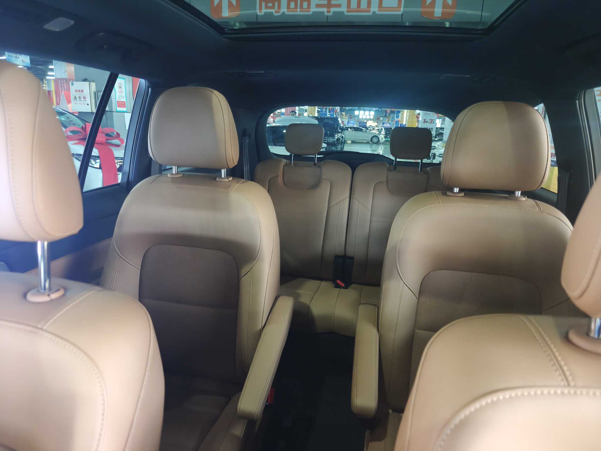 理想汽车 理想ONE 2021 汽车图片 #16