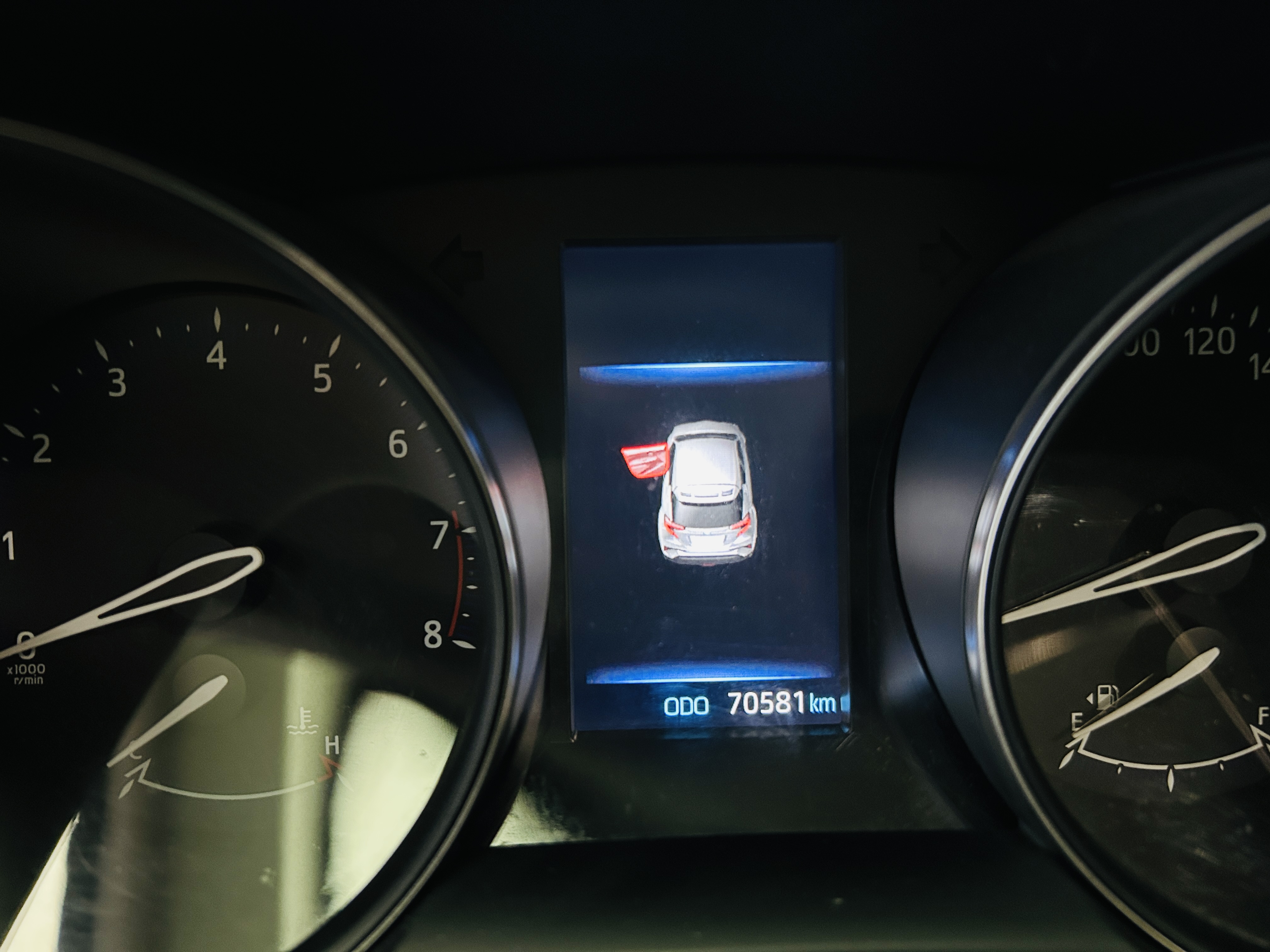 Toyota C-HR 2022 immagine di auto #16