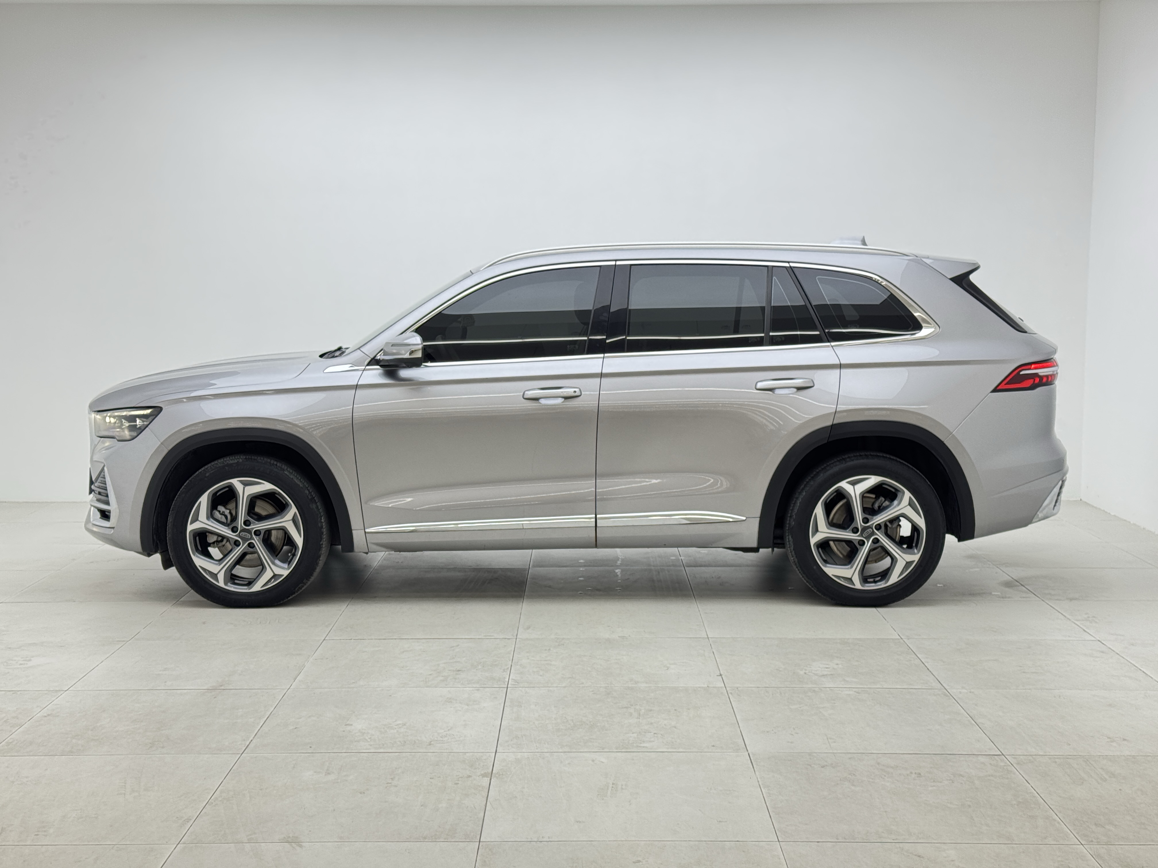 GEELY Monjaro 2023 car image #16