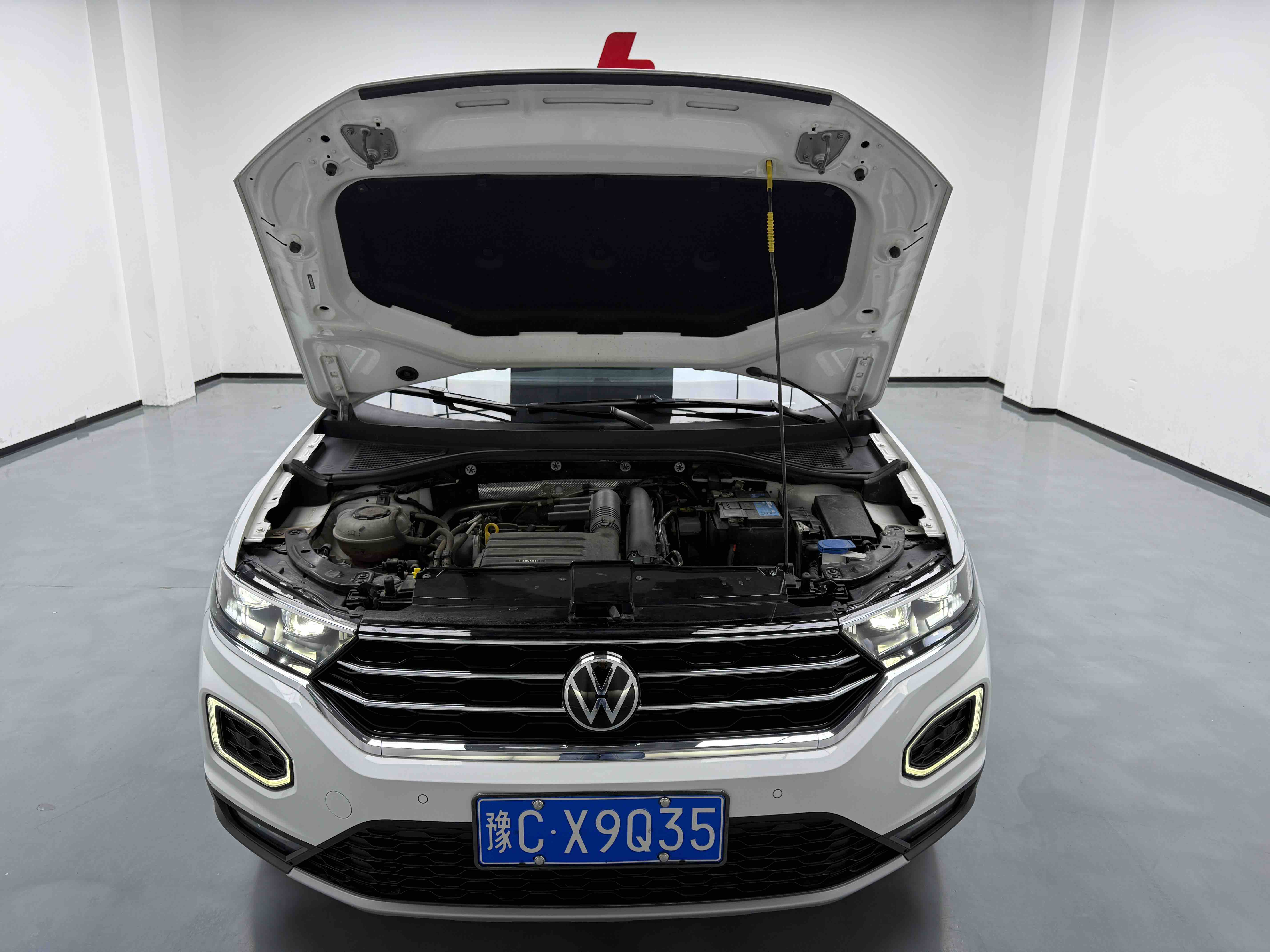 T-Roc 2022 car image #16