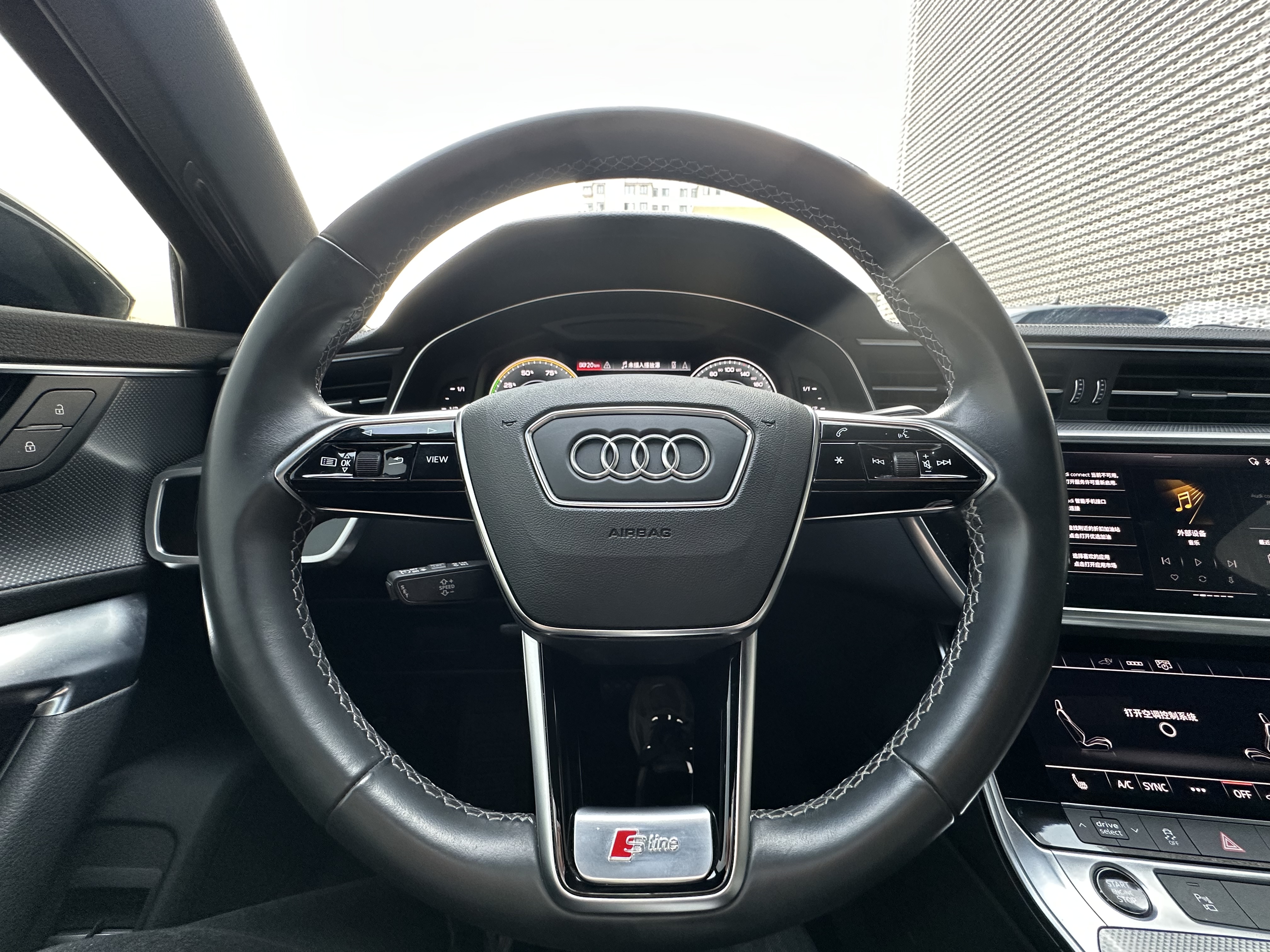 Audi 2021 car image #16