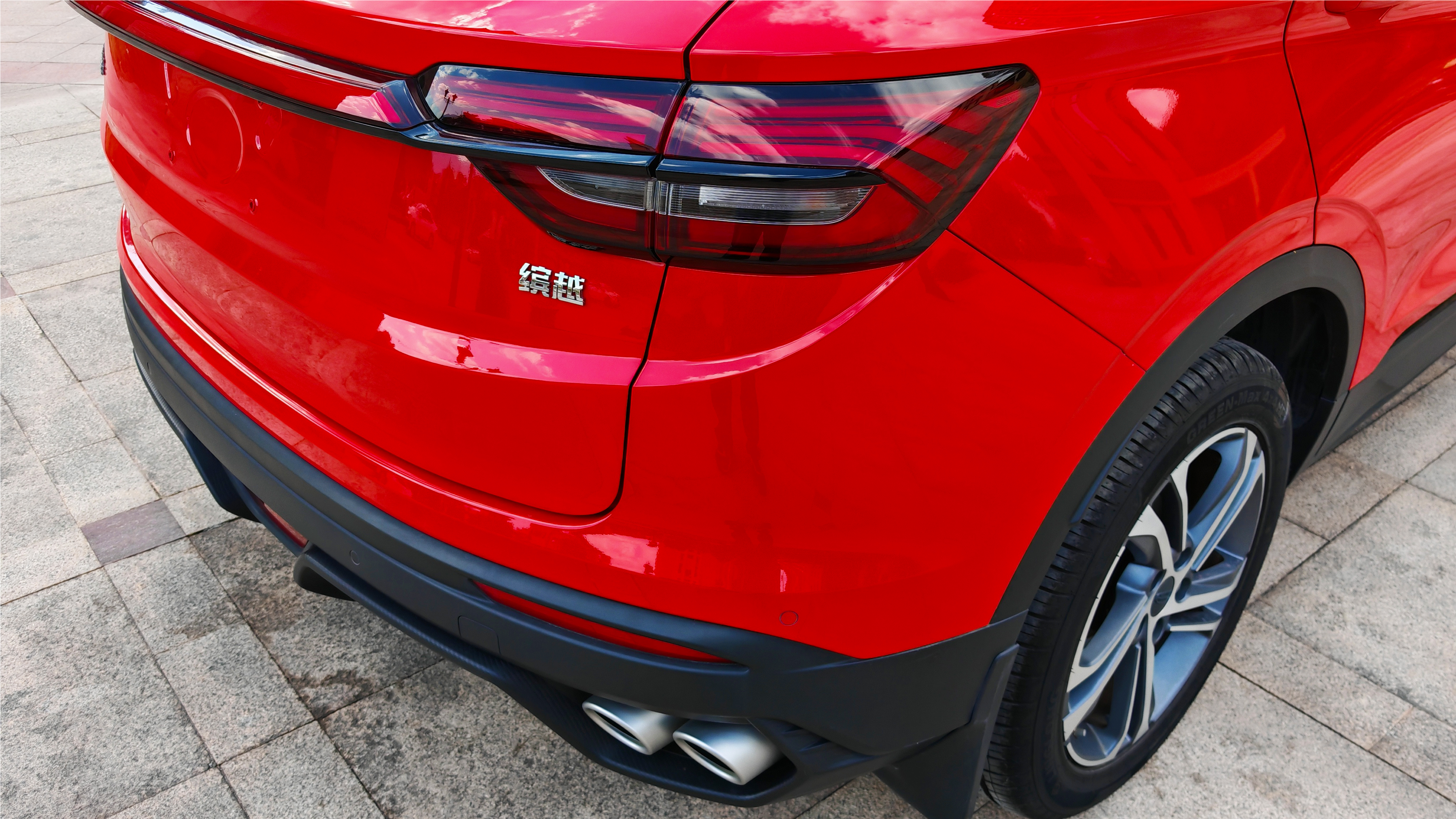 GEELY Coolray 2022 car image #16