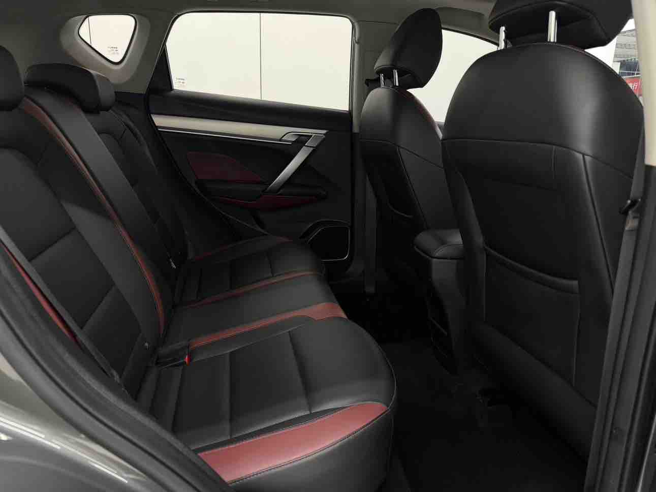 GEELY Coolray 2022 #16 GEELY Coolray 2022 car image #16