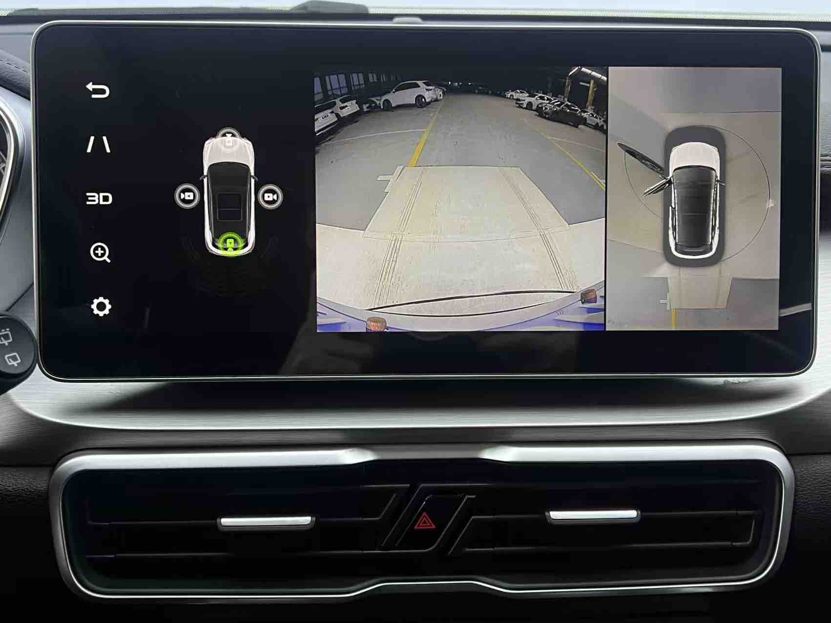 GEELY Coolray 2022 #16 GEELY Coolray 2022 car image #16