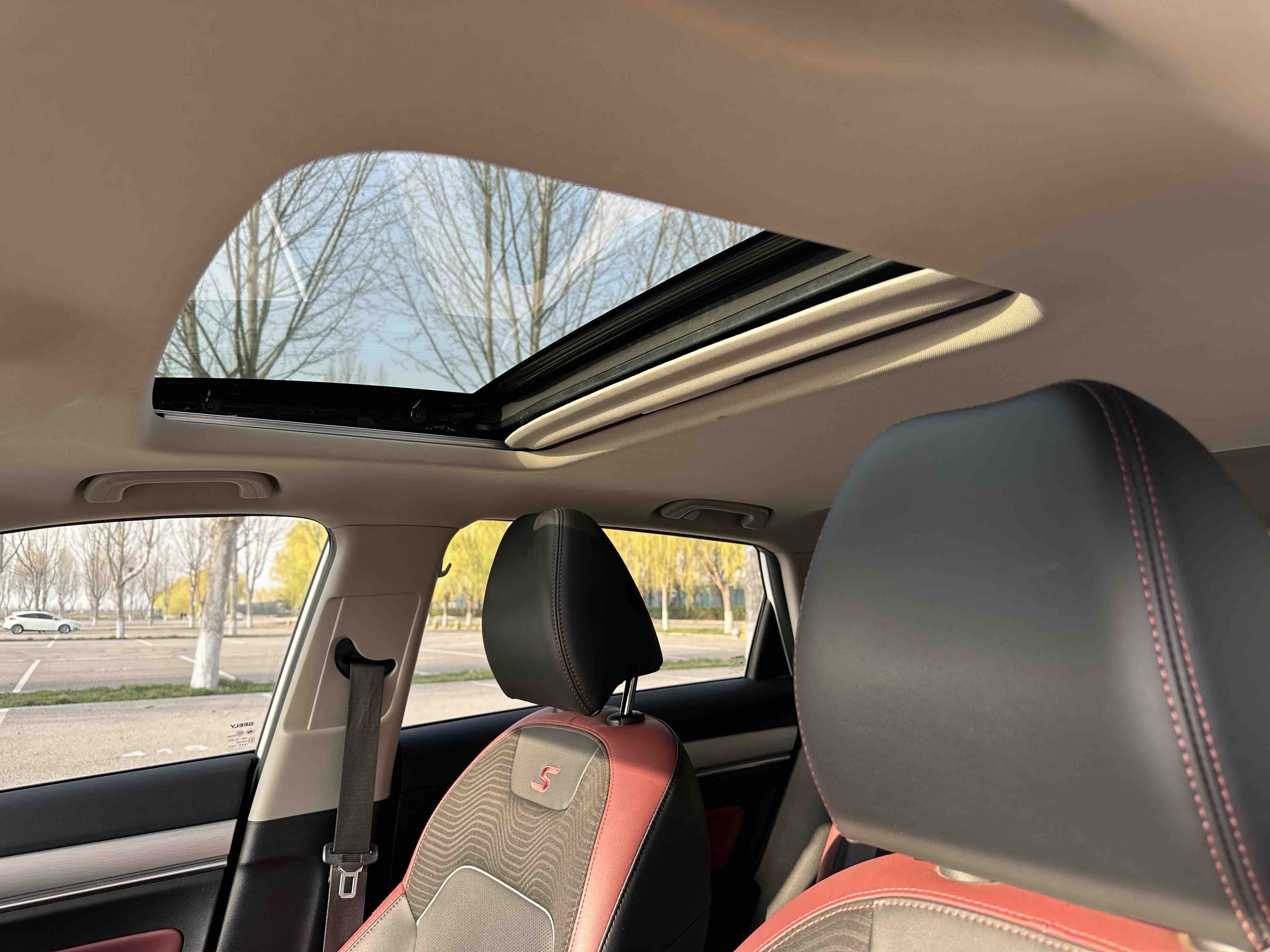 GEELY Coolray 2021 #16 GEELY Coolray 2021 car image #16