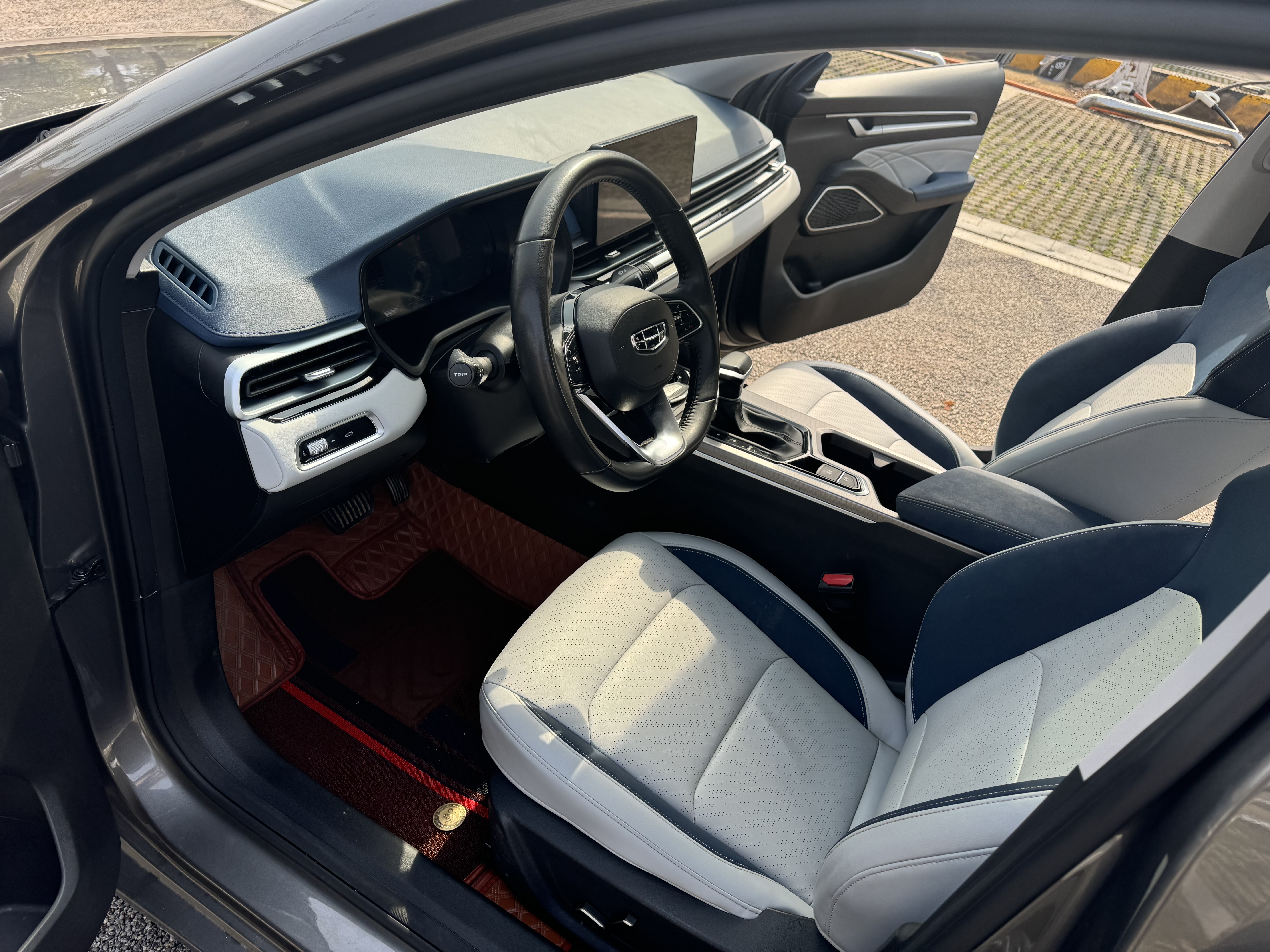 GEELY Emgrand 2022 #16 GEELY Emgrand 2022 car image #16