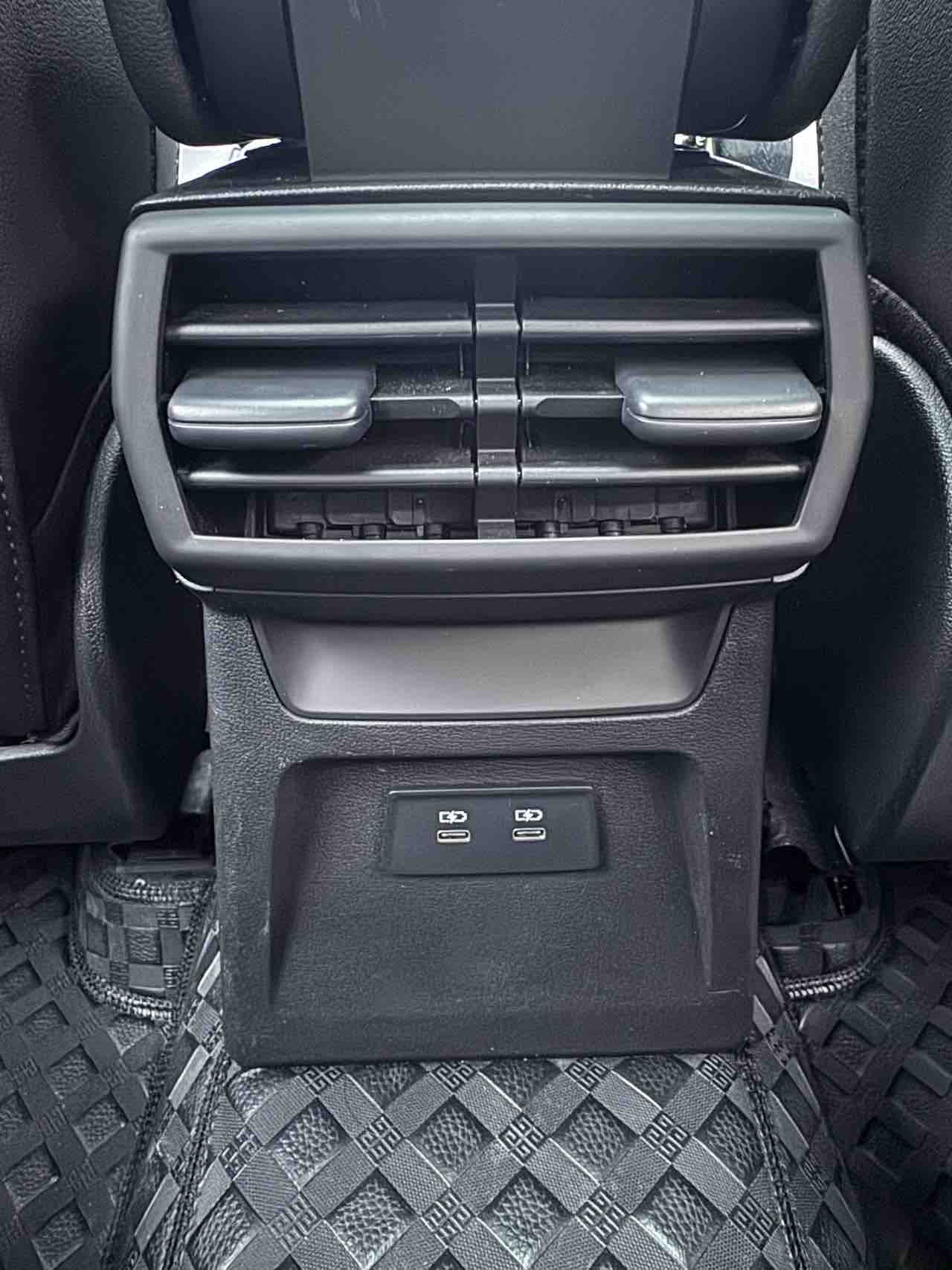 Audi A3 2021 car image #16